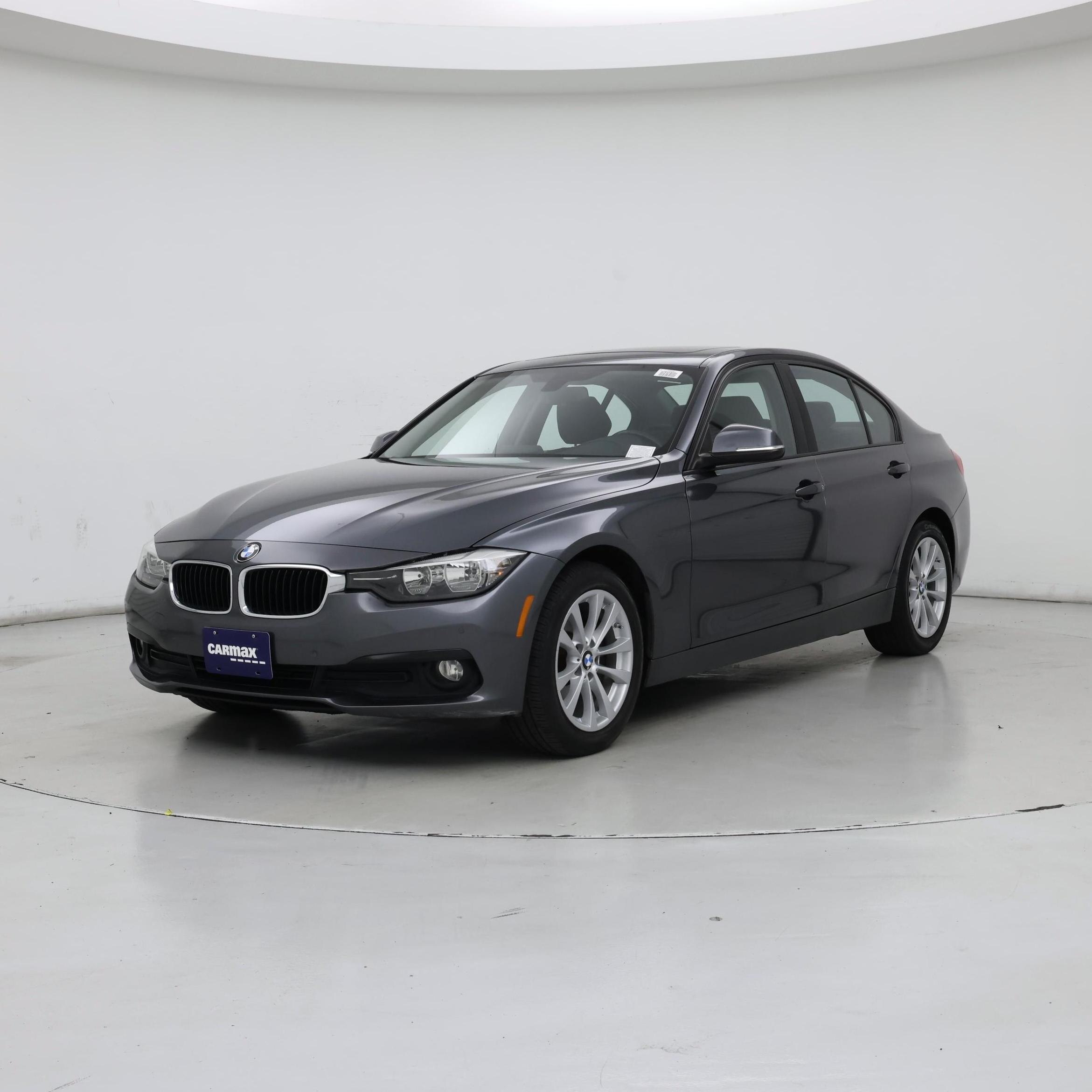 Thumbnail: 2017 BMW 3 Series - 4