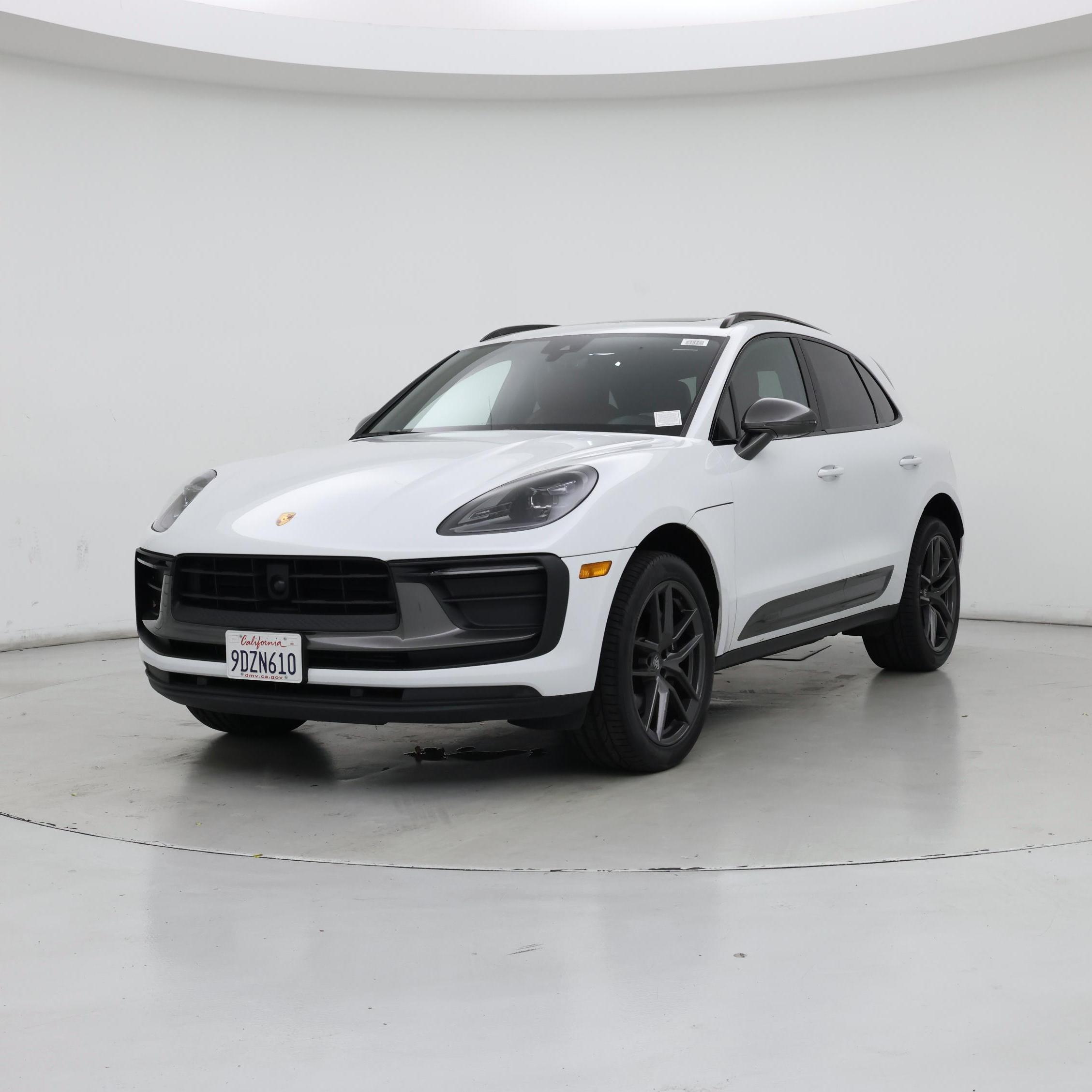 Thumbnail: 2023 Porsche Macan - 4