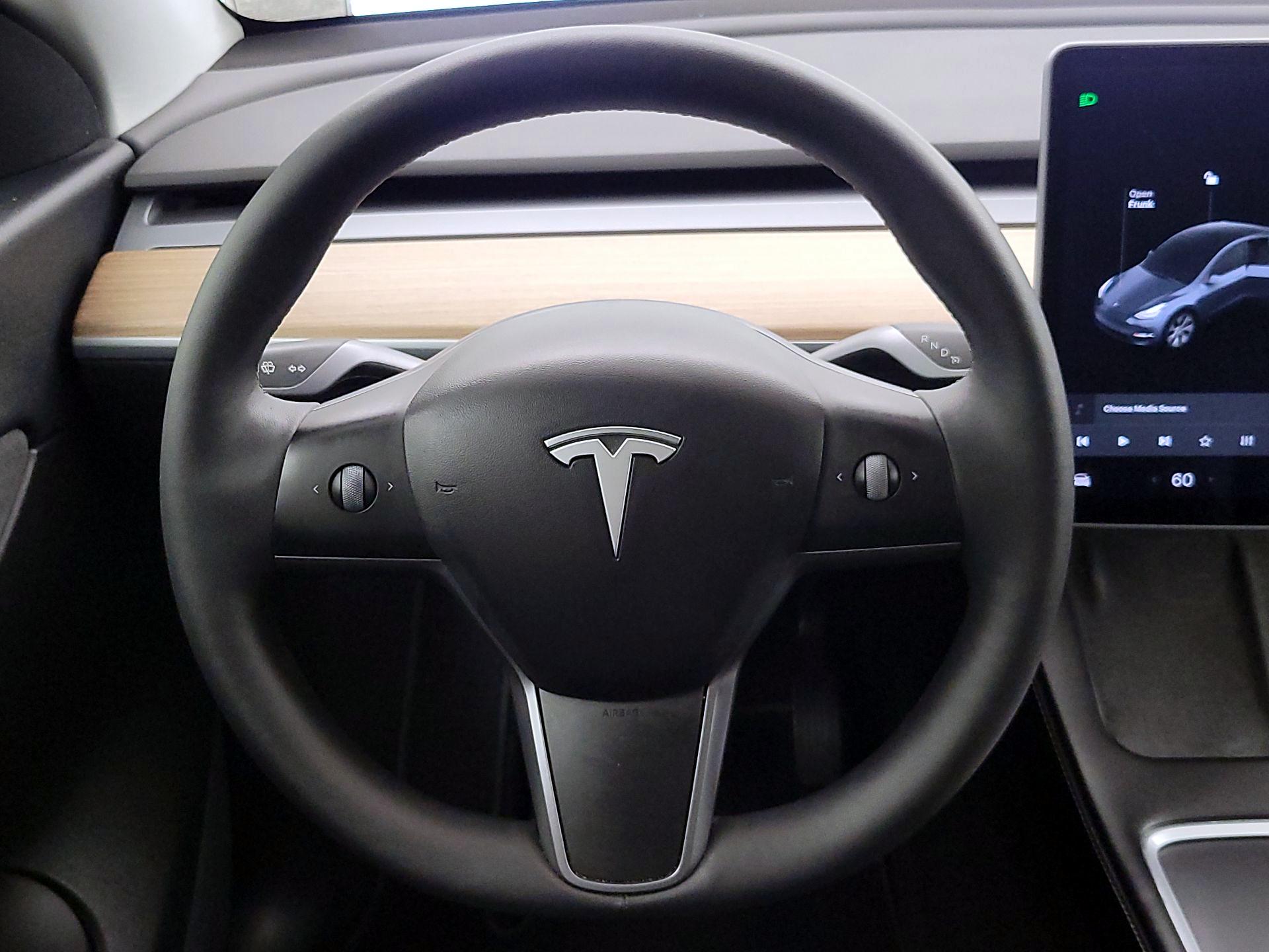 Thumbnail: 2021 Tesla Model Y - 10