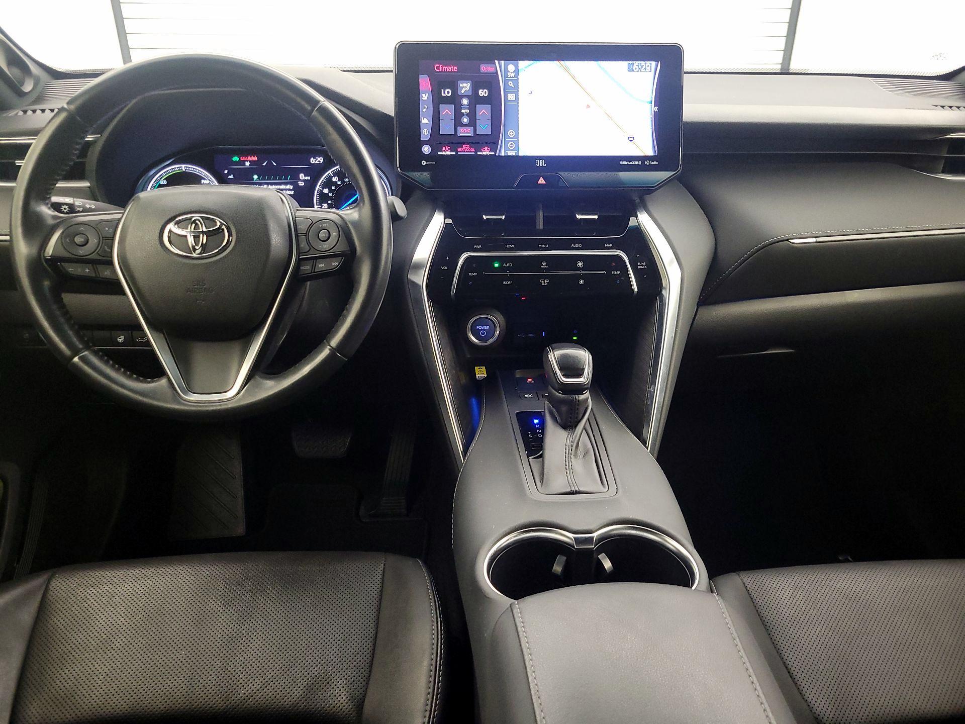 Thumbnail: 2021 Toyota Venza - 9