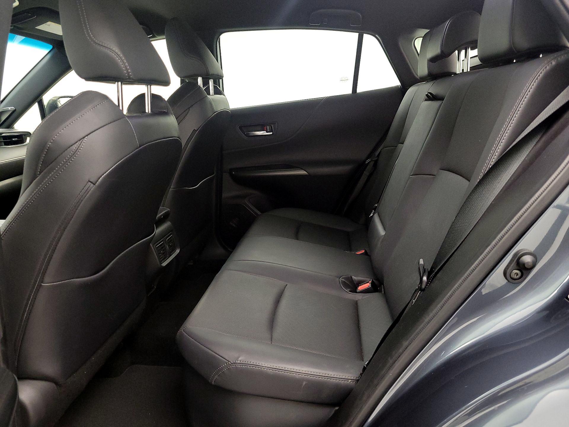 Thumbnail: 2021 Toyota Venza - 20