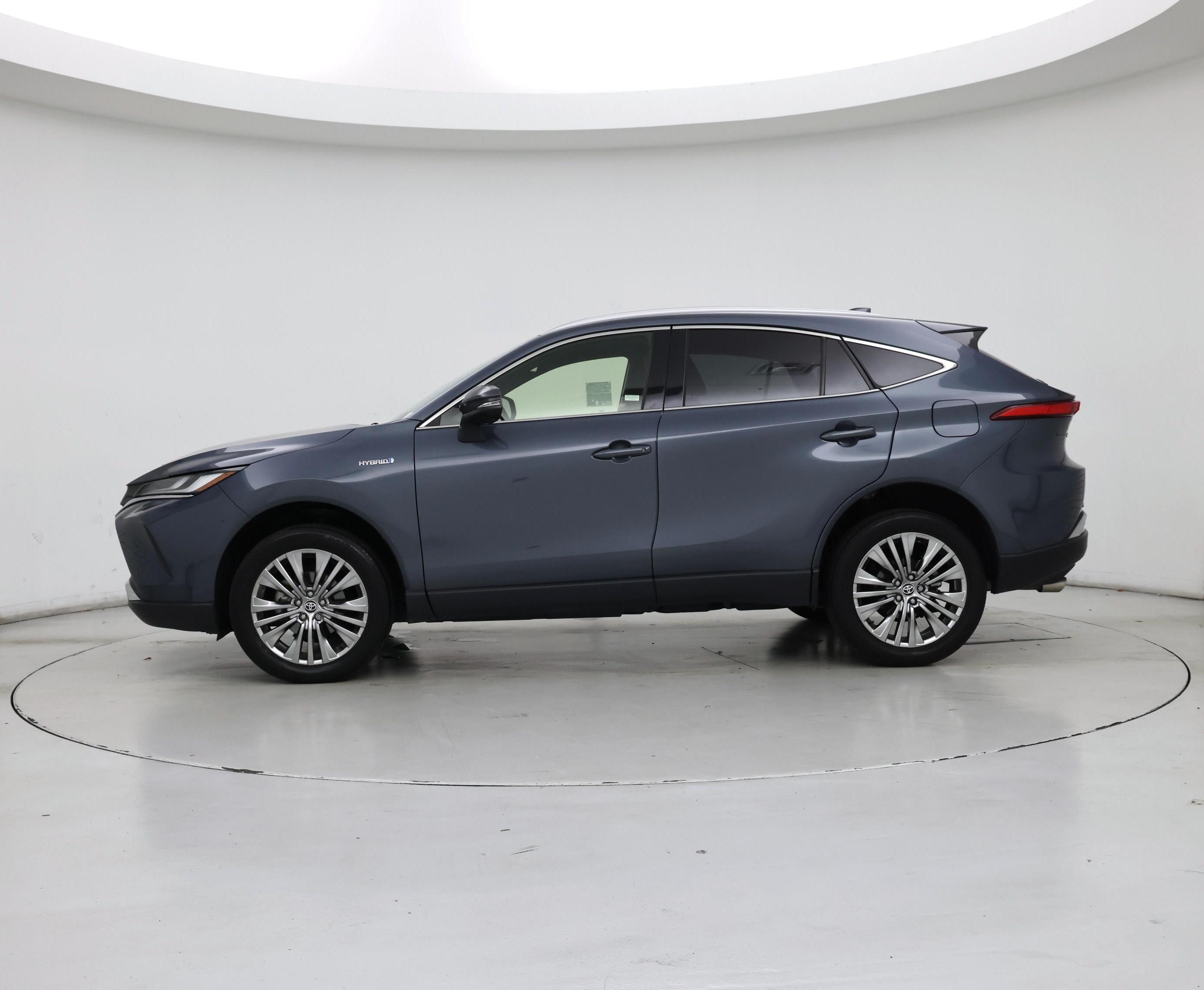 Thumbnail: 2021 Toyota Venza - 3