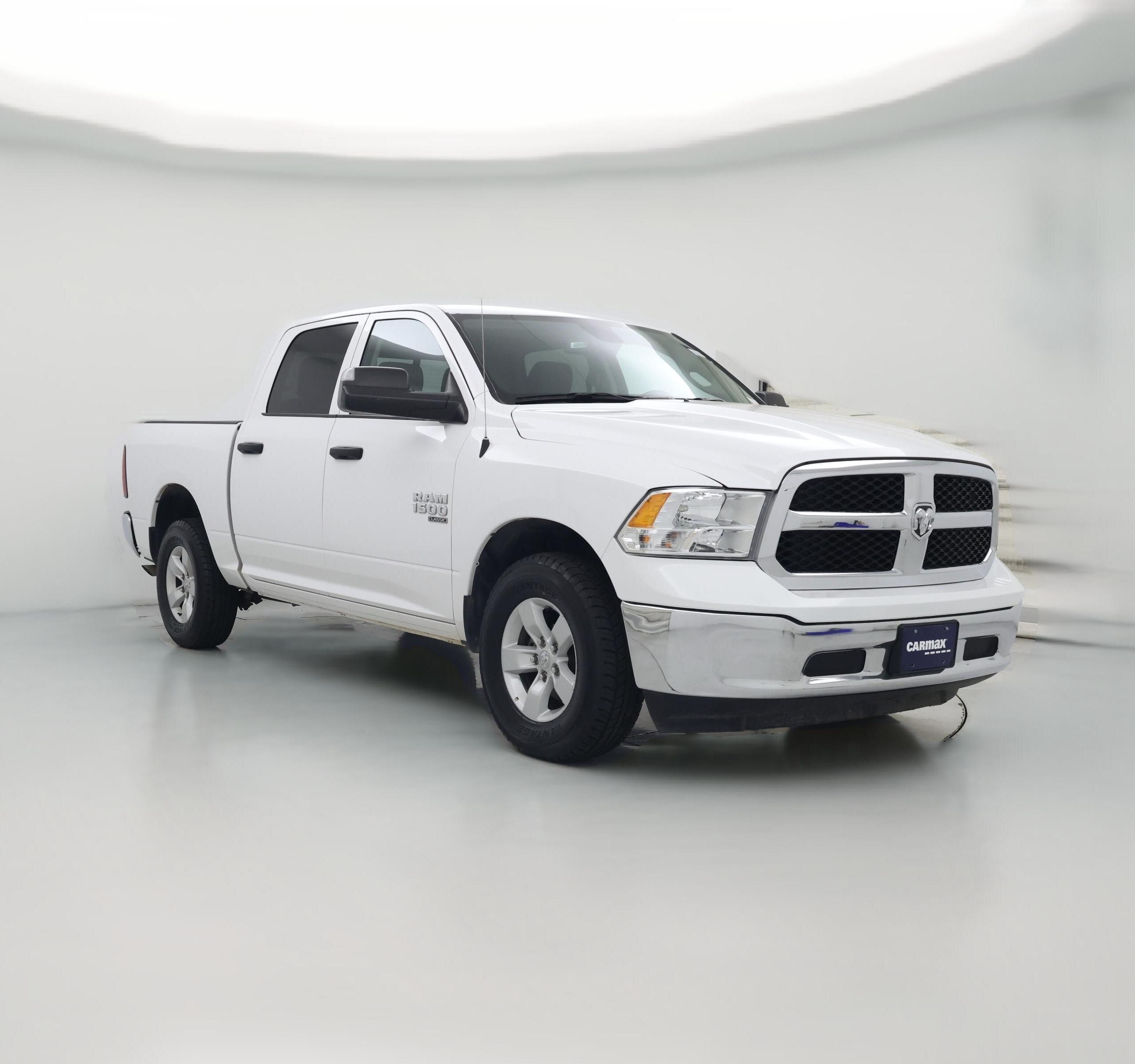Thumbnail: 2023 RAM 1500 Classic - 1
