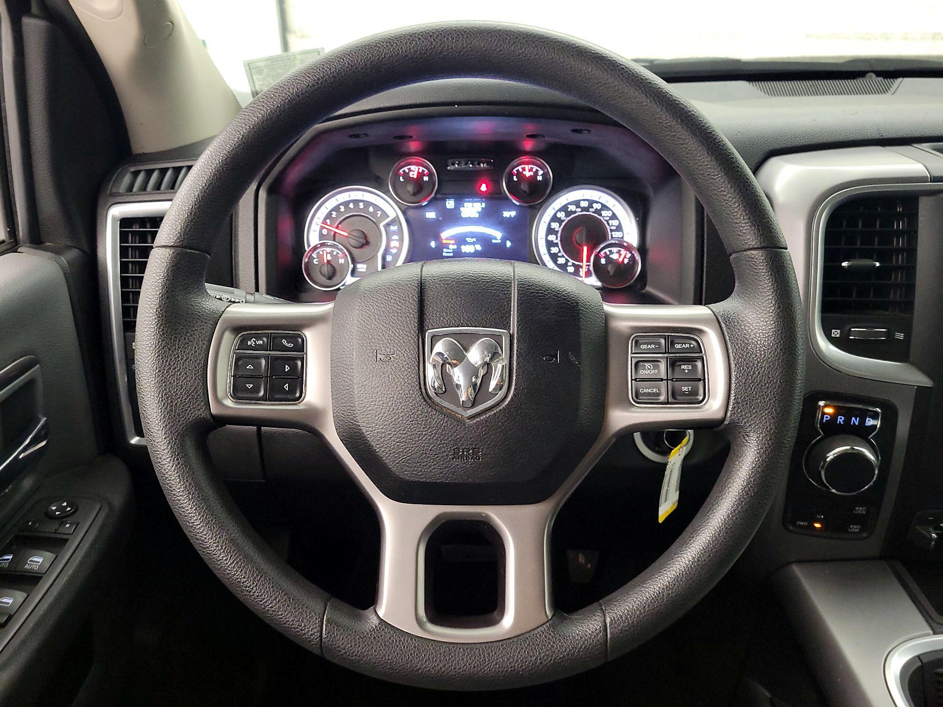 Thumbnail: 2023 RAM 1500 Classic - 10