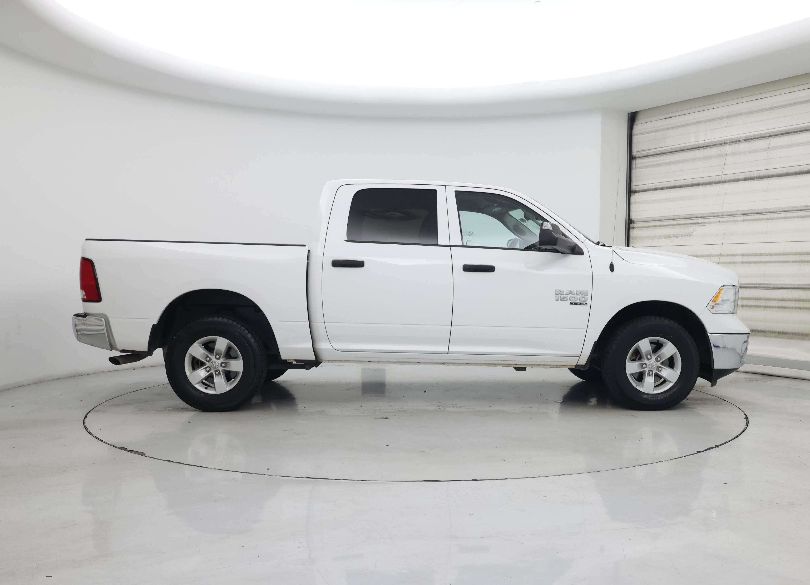 Thumbnail: 2023 RAM 1500 Classic - 7