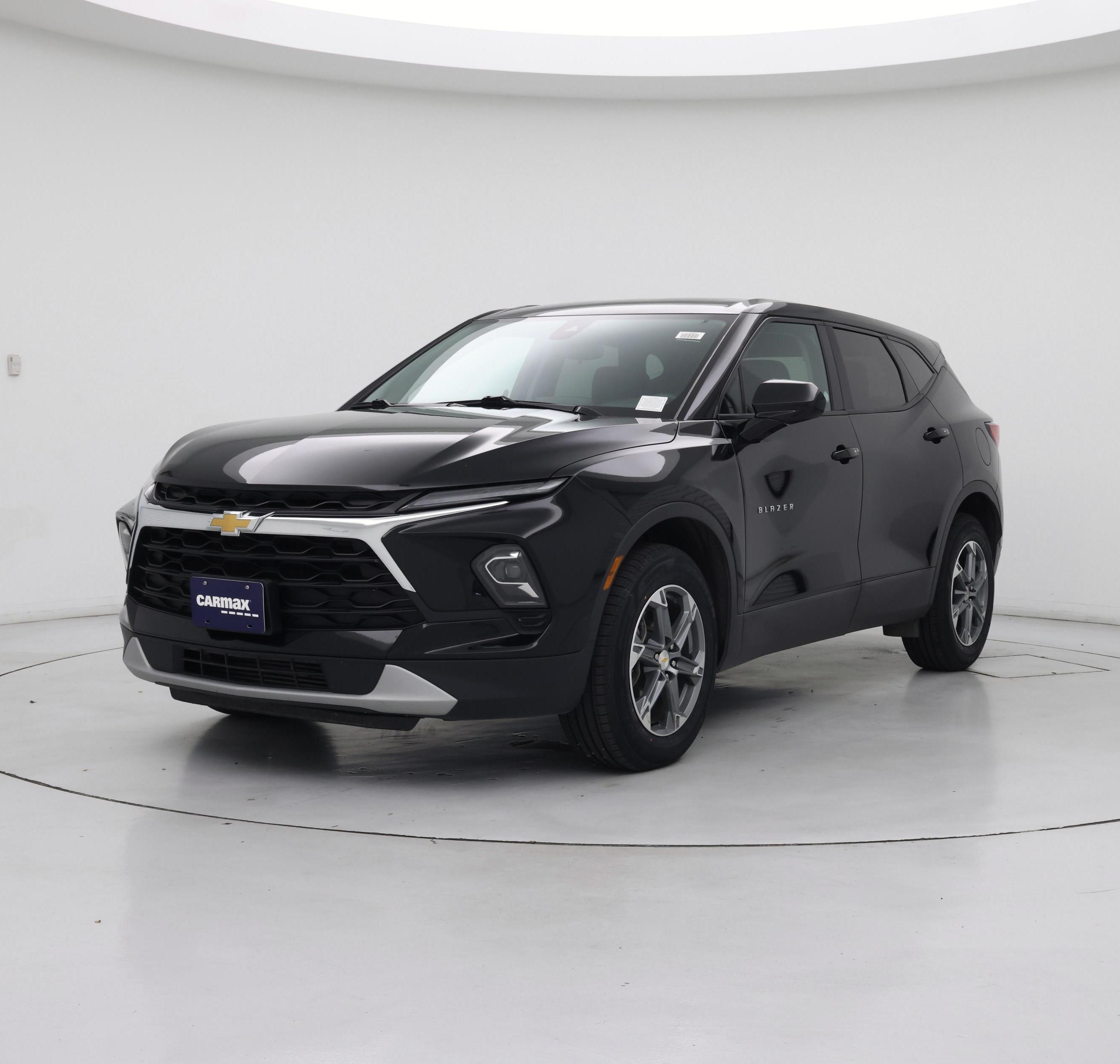 Thumbnail: 2023 Chevrolet Blazer - 4