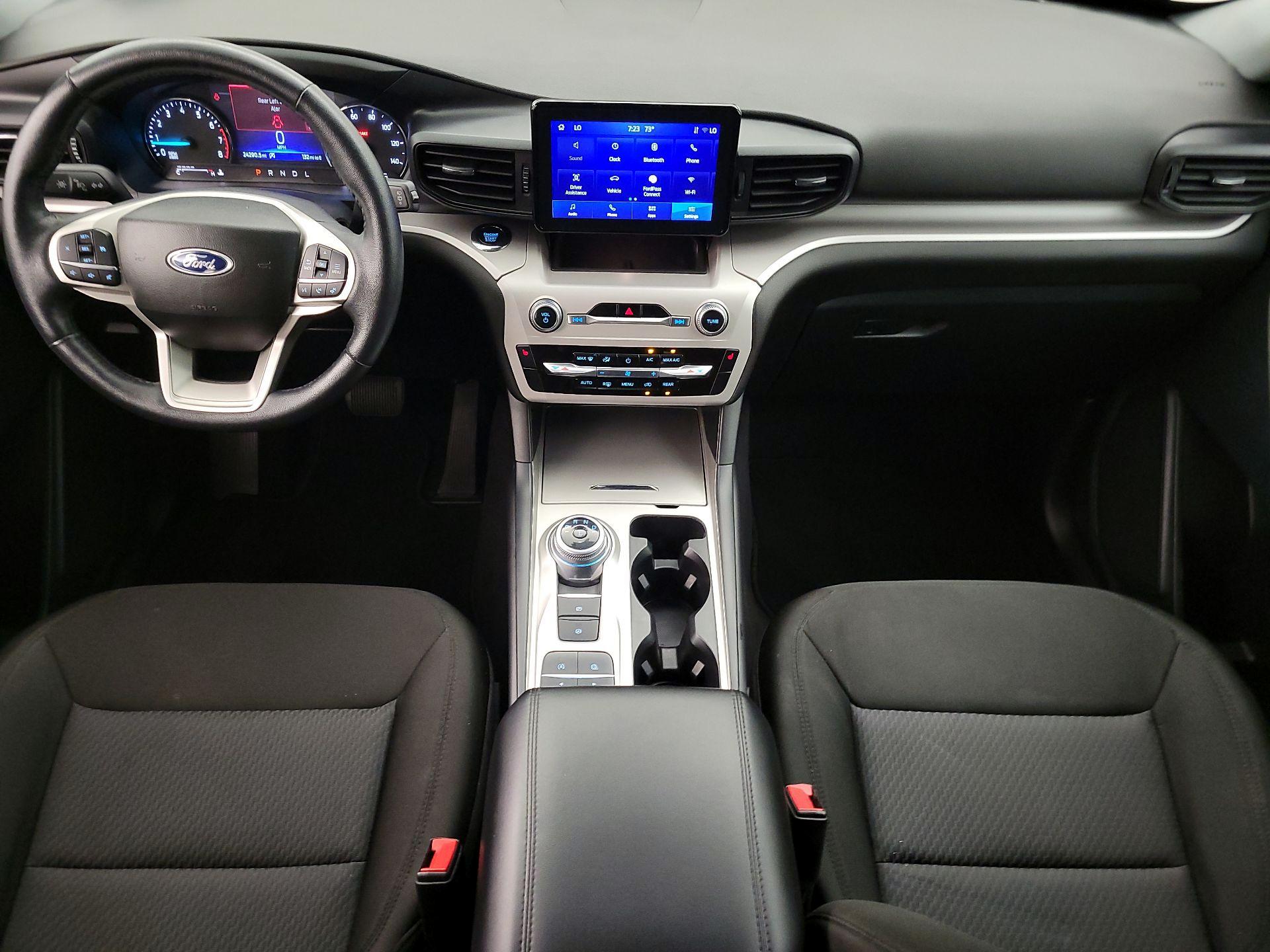 Thumbnail: 2023 Ford Explorer - 9