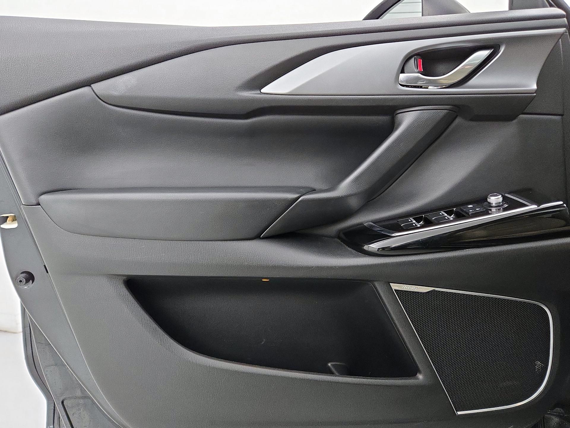 Thumbnail: 2022 Mazda CX-9 - 12