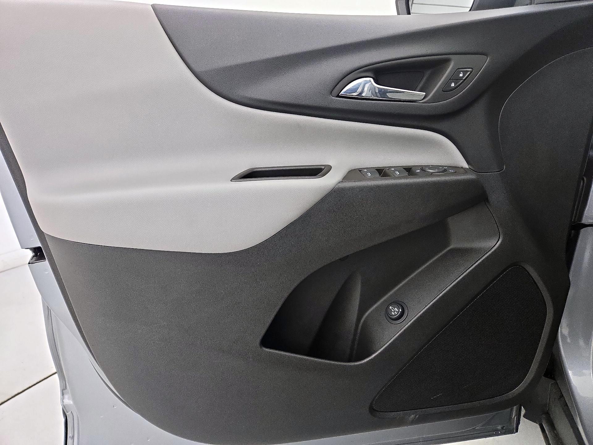 Thumbnail: 2023 Chevrolet Equinox - 12