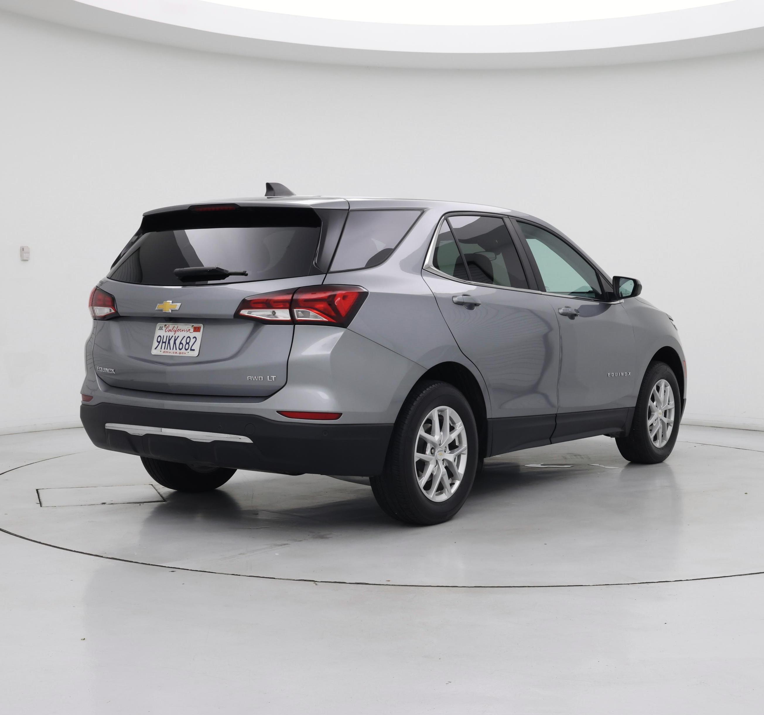 Thumbnail: 2023 Chevrolet Equinox - 8