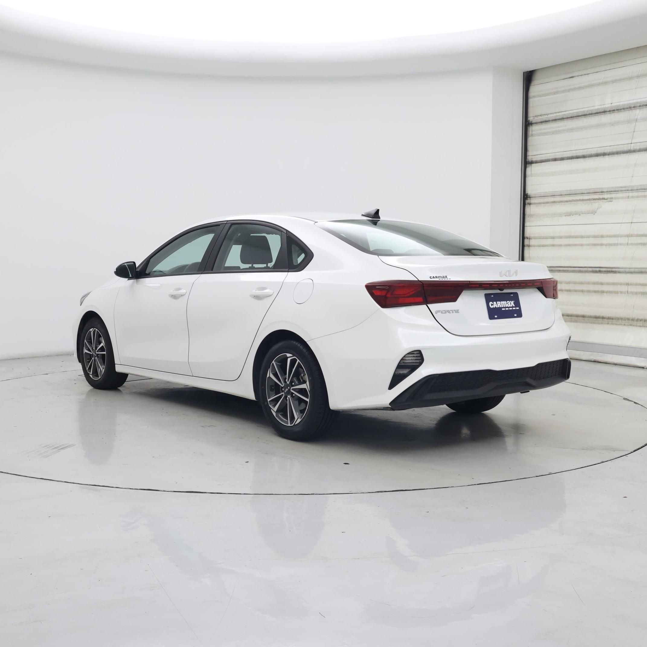 Thumbnail: 2023 Kia Forte - 2