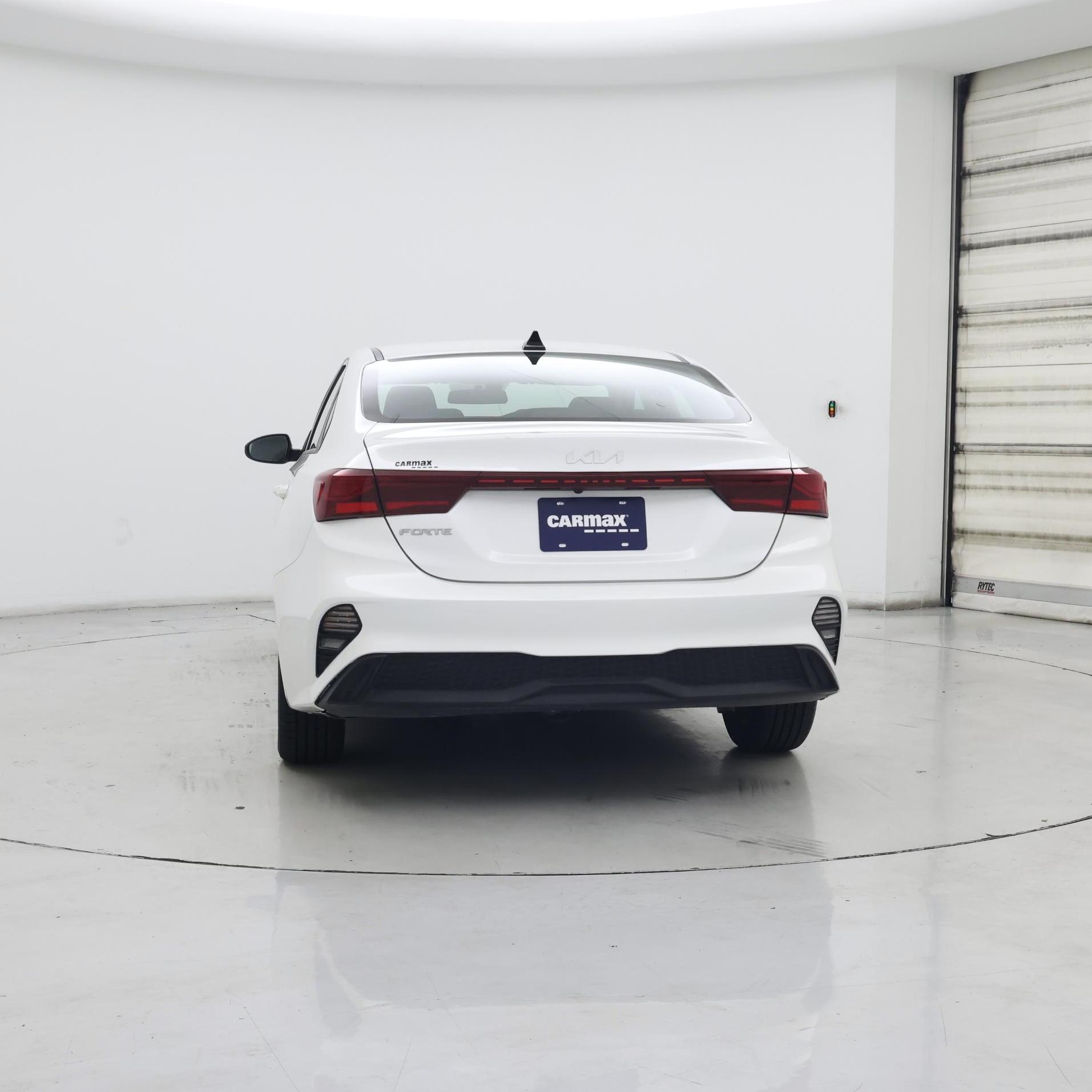 Thumbnail: 2023 Kia Forte - 6