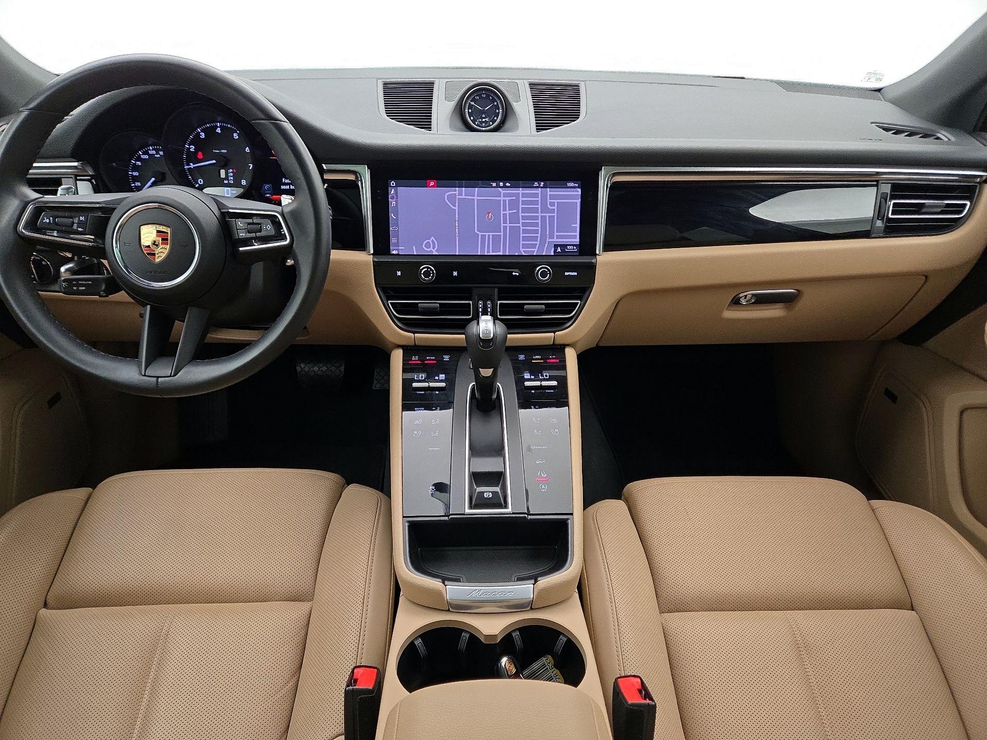 Thumbnail: 2022 Porsche Macan - 9