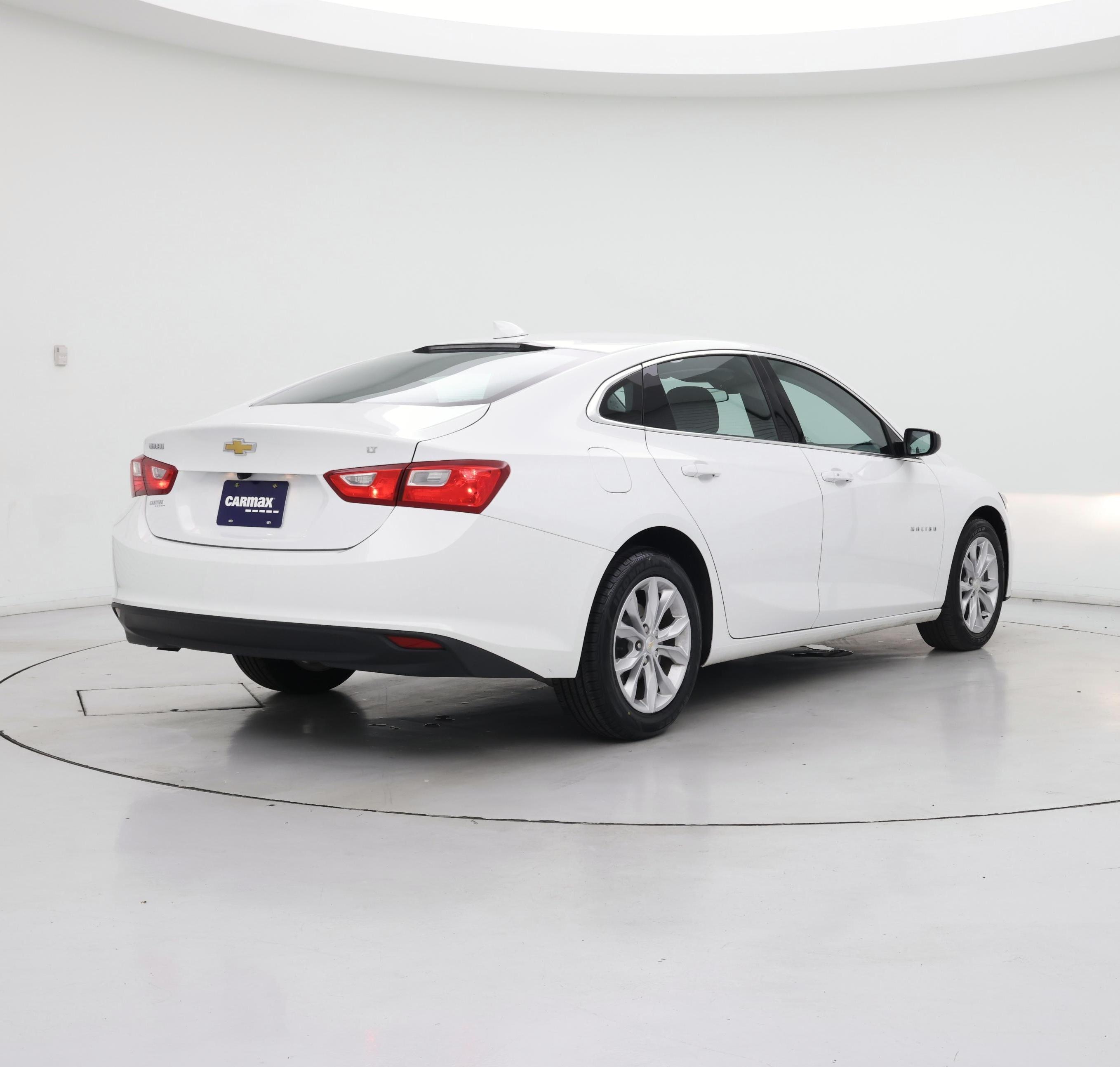 Thumbnail: 2023 Chevrolet Malibu - 8