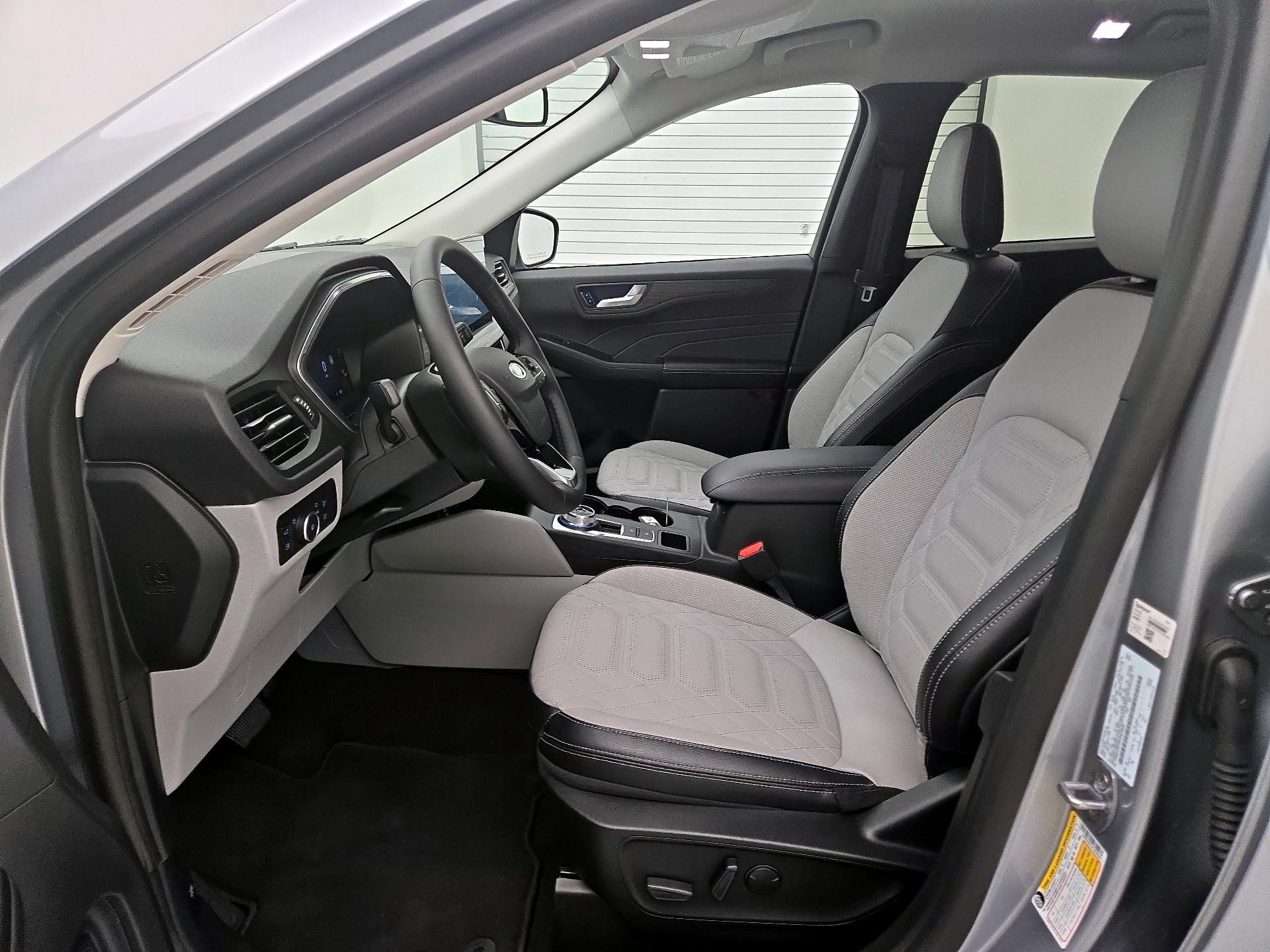 Thumbnail: 2023 Ford Escape - 11