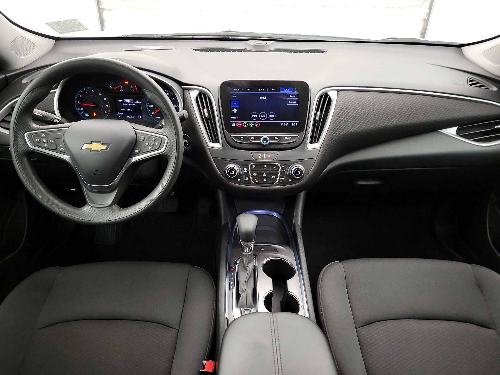 Thumbnail: 2023 Chevrolet Malibu - 9