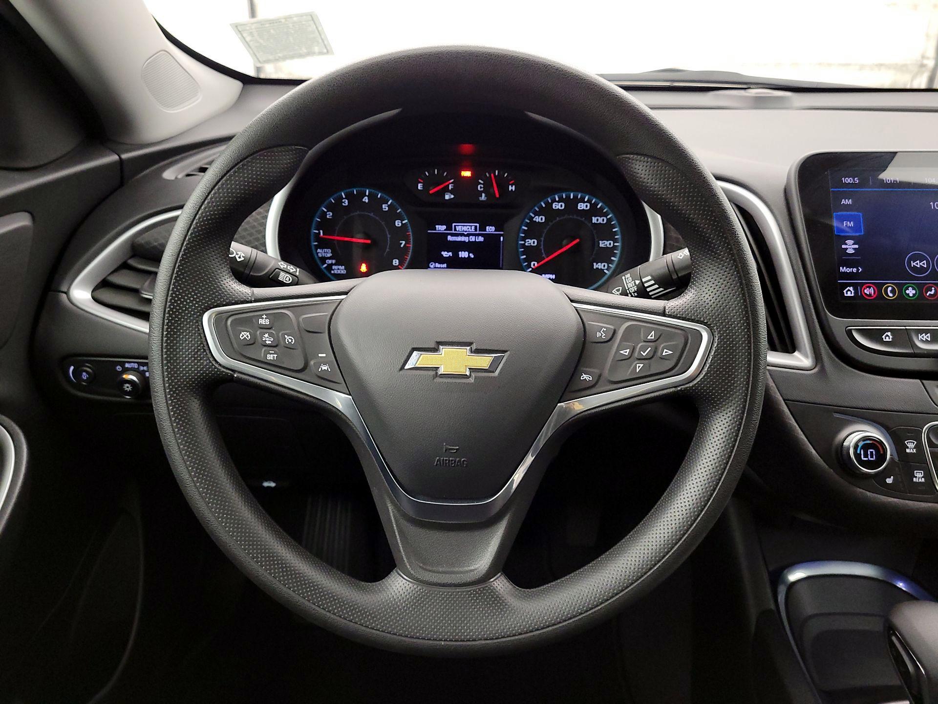 Thumbnail: 2023 Chevrolet Malibu - 10