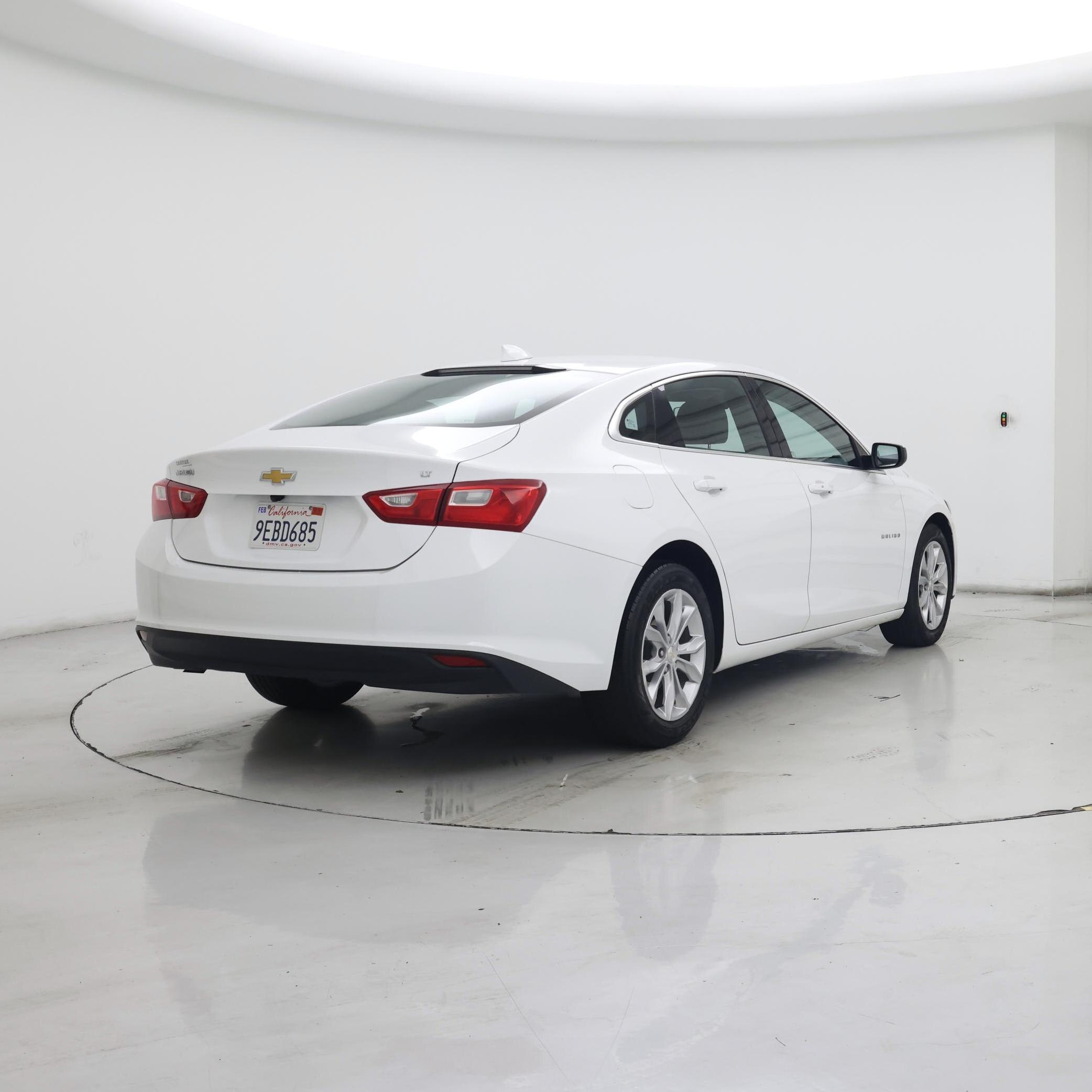 Thumbnail: 2023 Chevrolet Malibu - 8