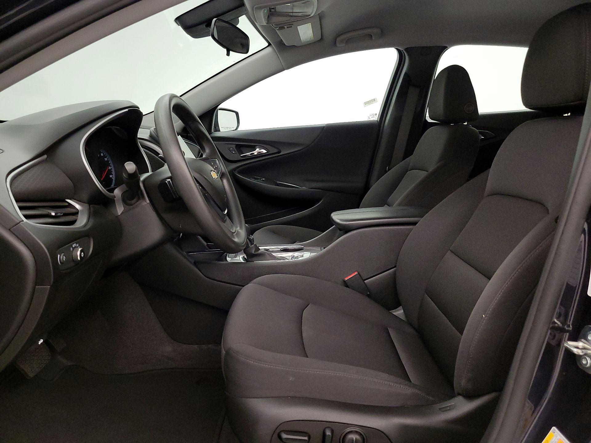 Thumbnail: 2023 Chevrolet Malibu - 11
