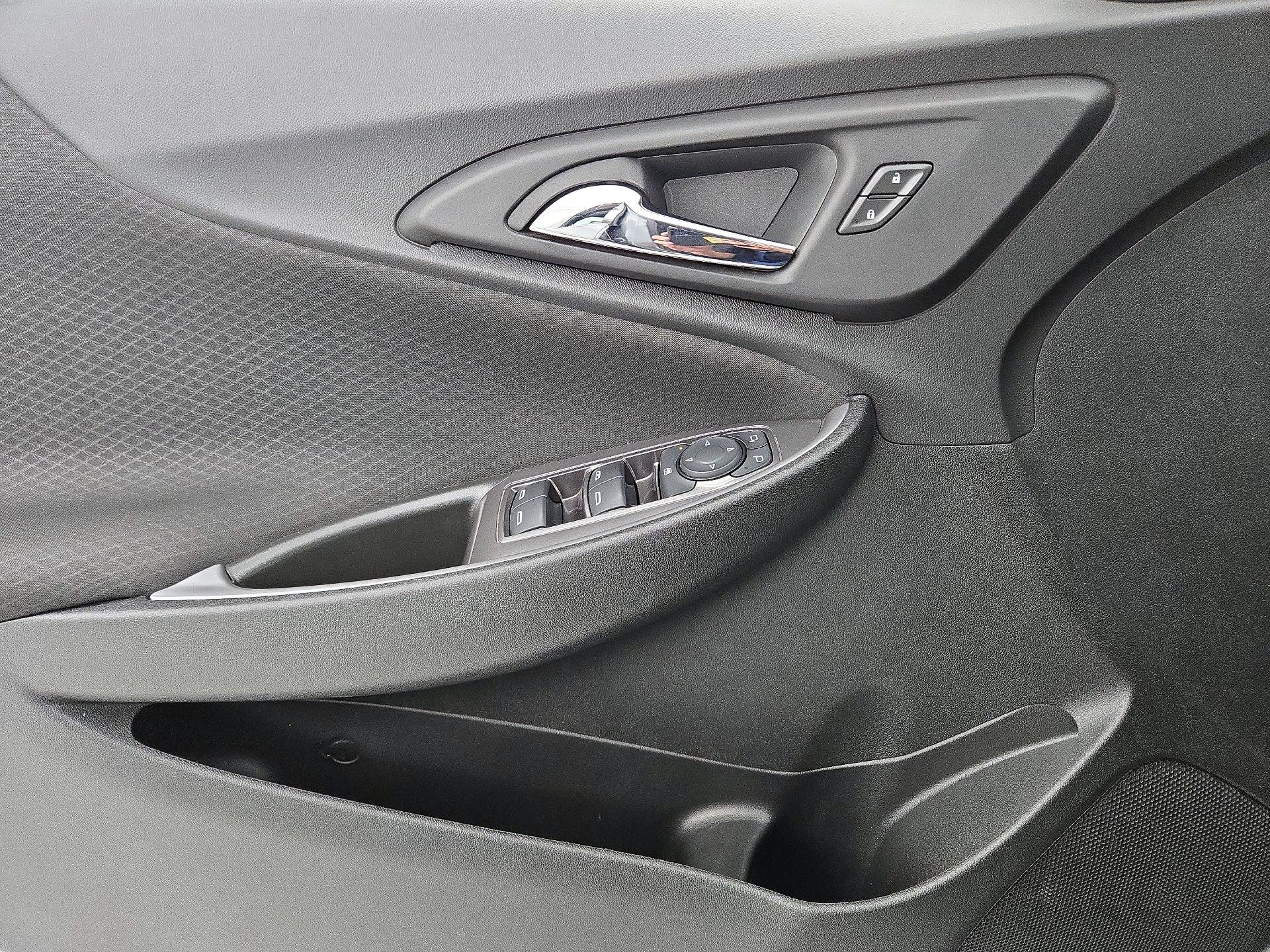 Thumbnail: 2023 Chevrolet Malibu - 12