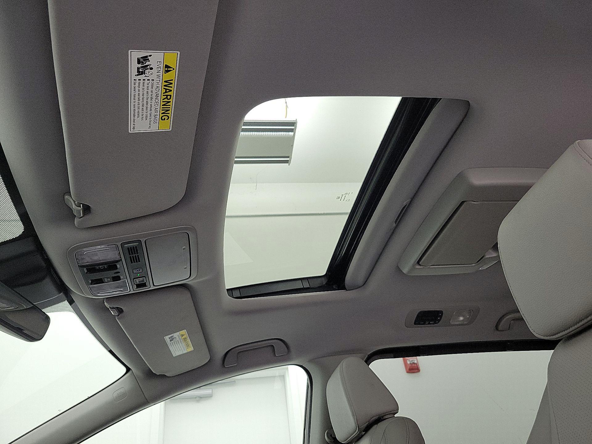 Thumbnail: 2020 Honda Odyssey - 20