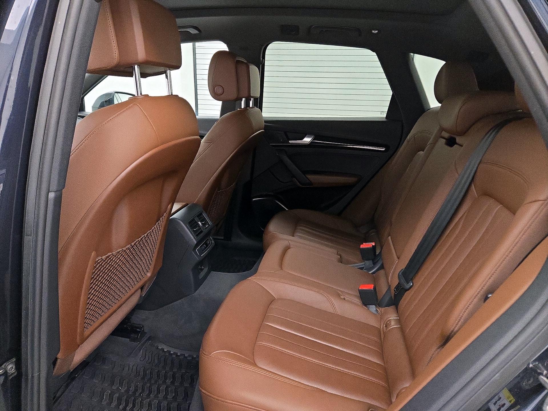 Thumbnail: 2020 Audi Q5 - 18