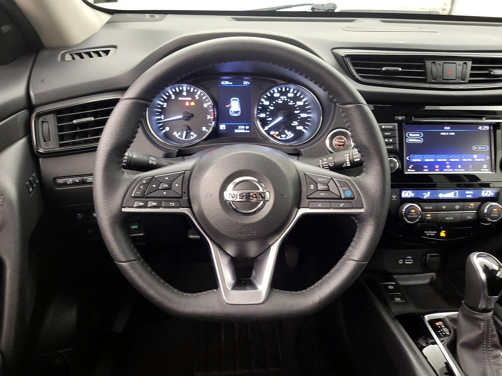 Thumbnail: 2020 Nissan Rogue - 10