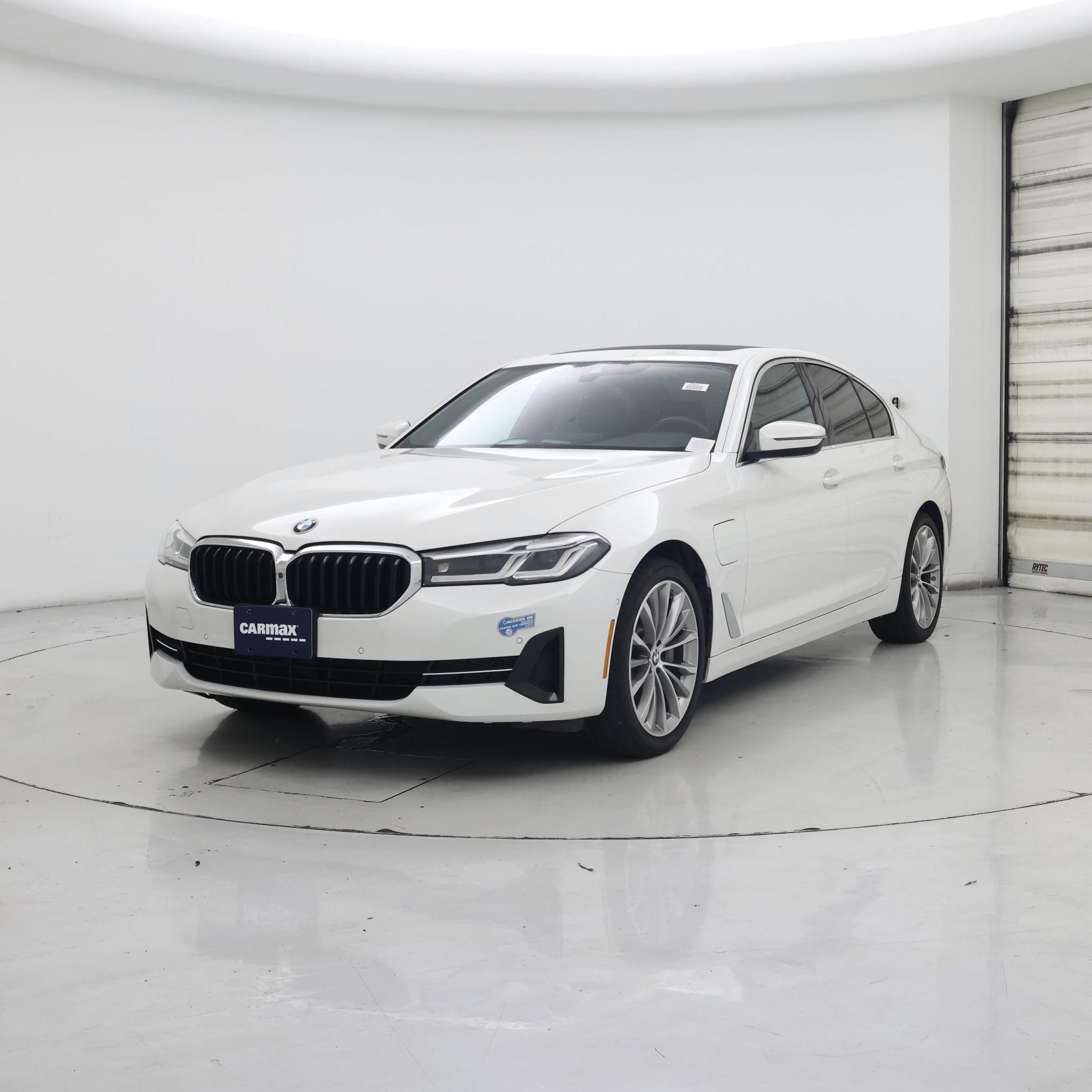 Thumbnail: 2021 BMW 5 Series - 4