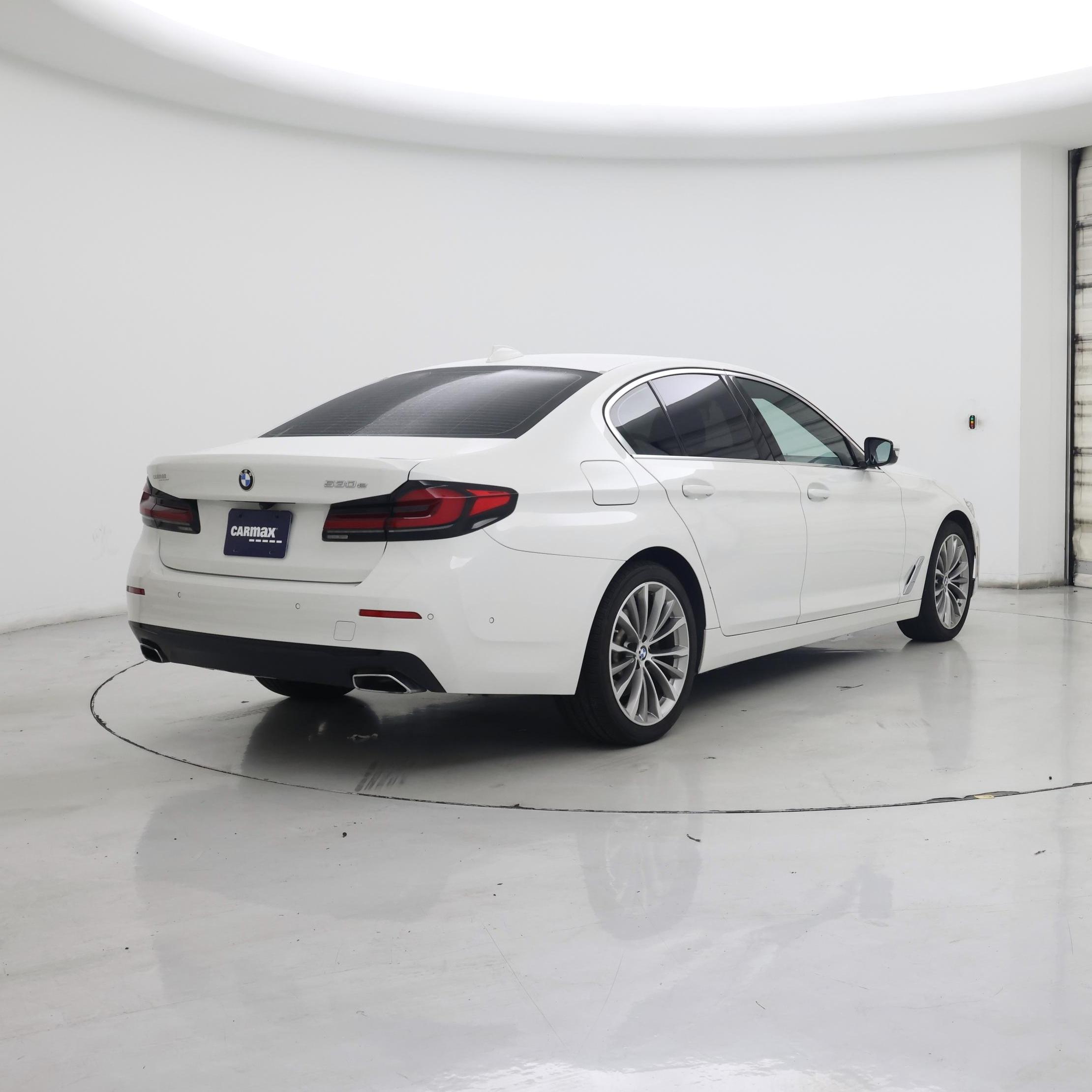 Thumbnail: 2021 BMW 5 Series - 8