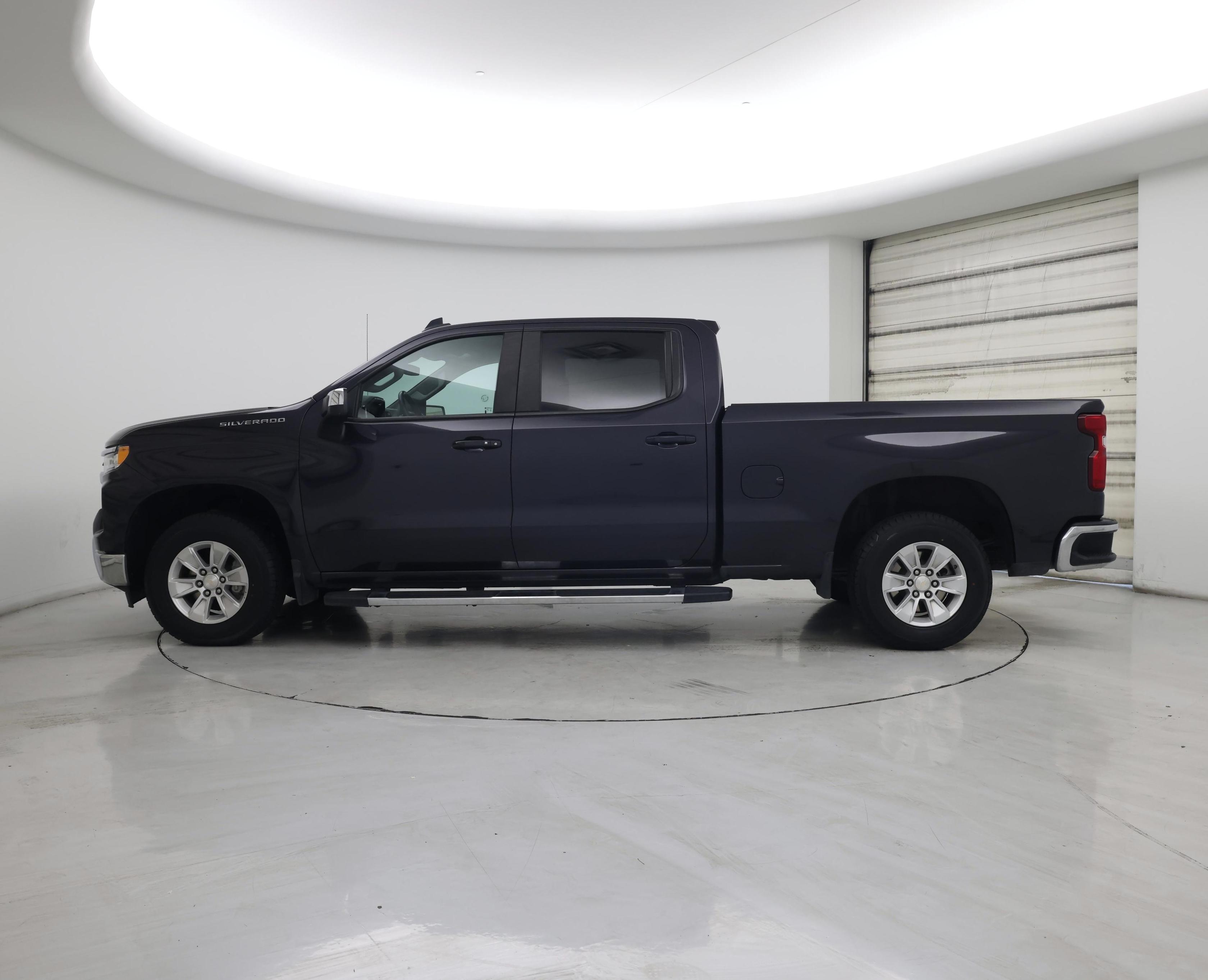 Thumbnail: 2023 Chevrolet Silverado 1500 - 3
