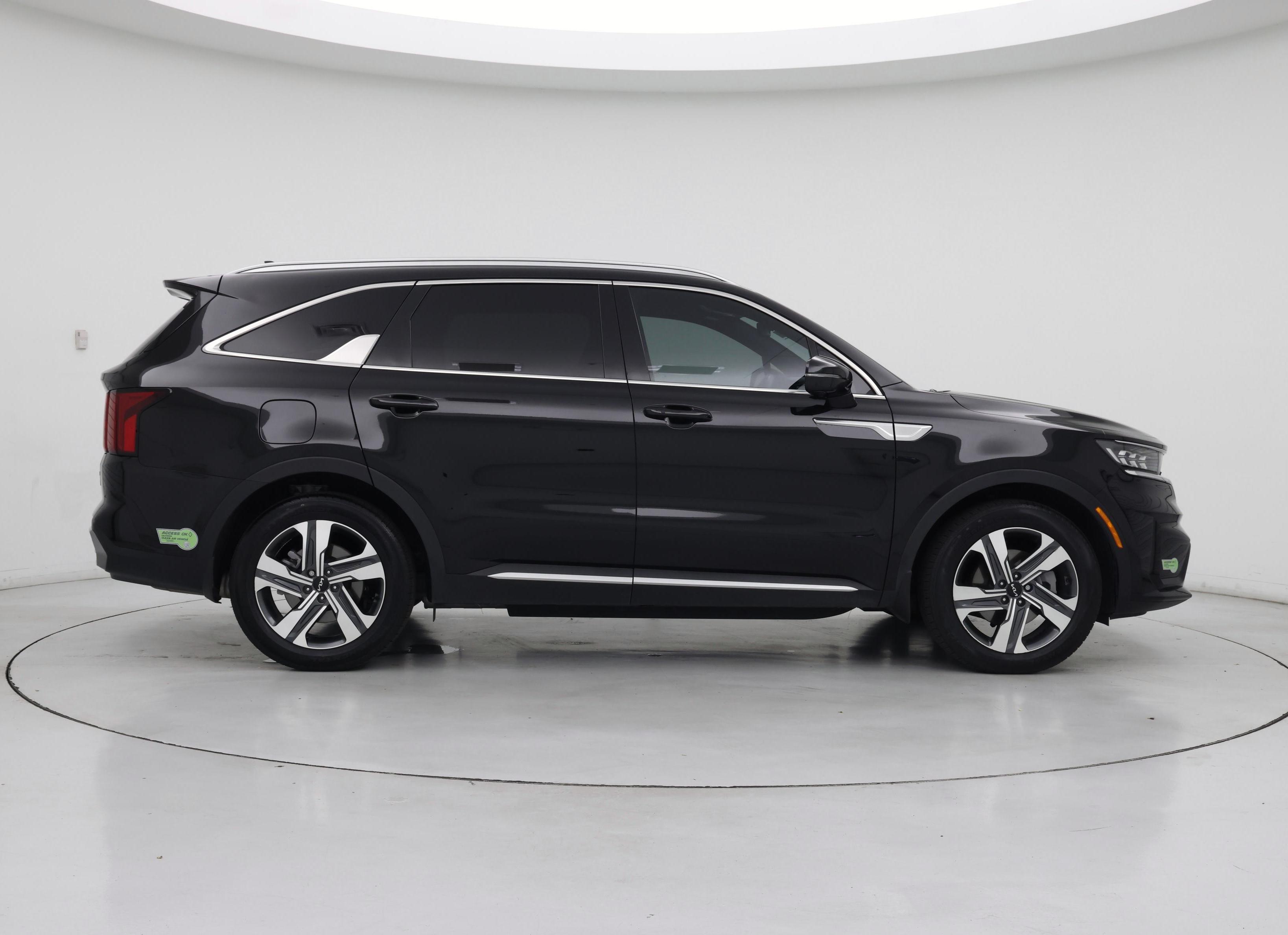 Thumbnail: 2023 Kia Sorento - 7