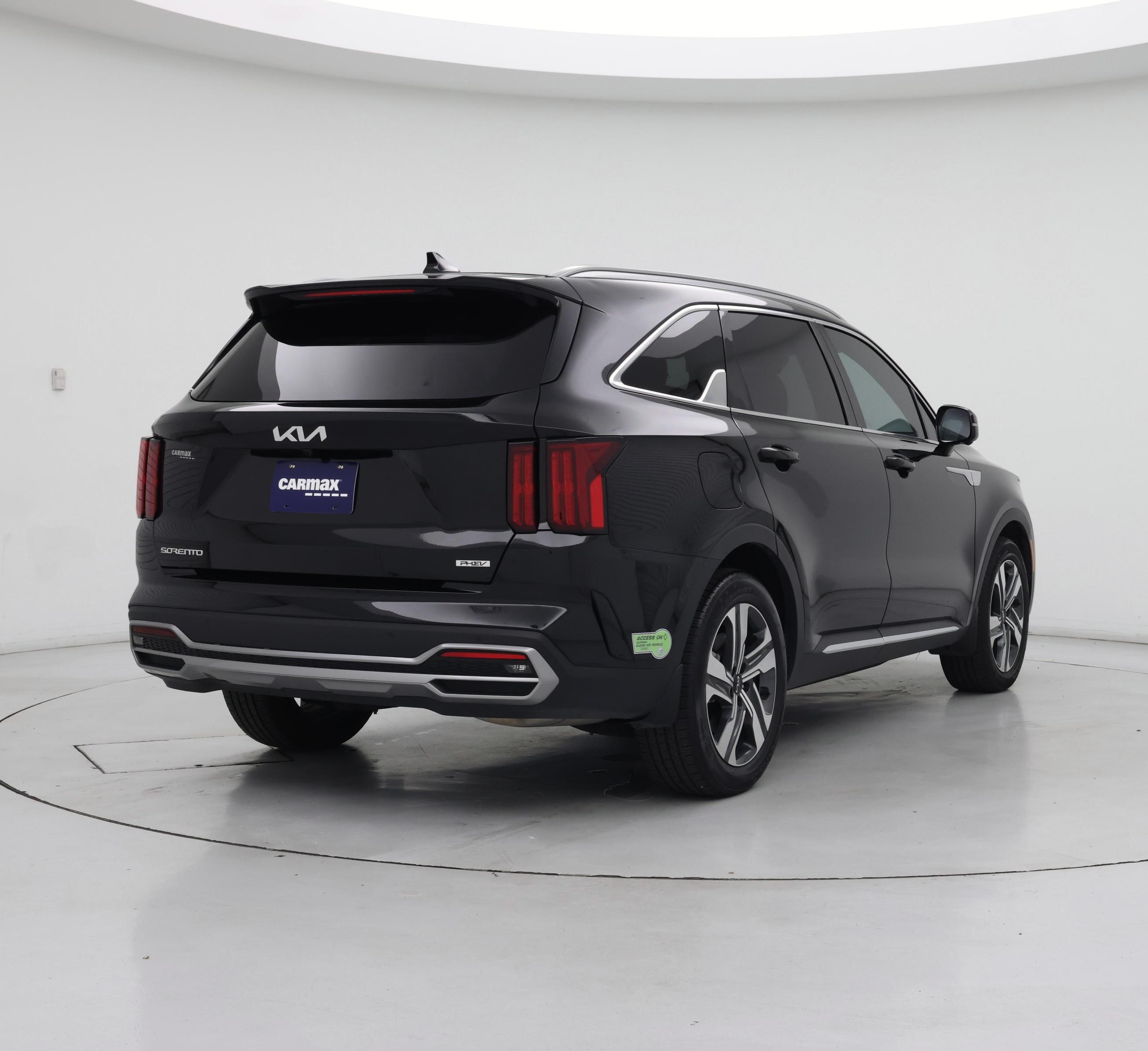 Thumbnail: 2023 Kia Sorento - 8
