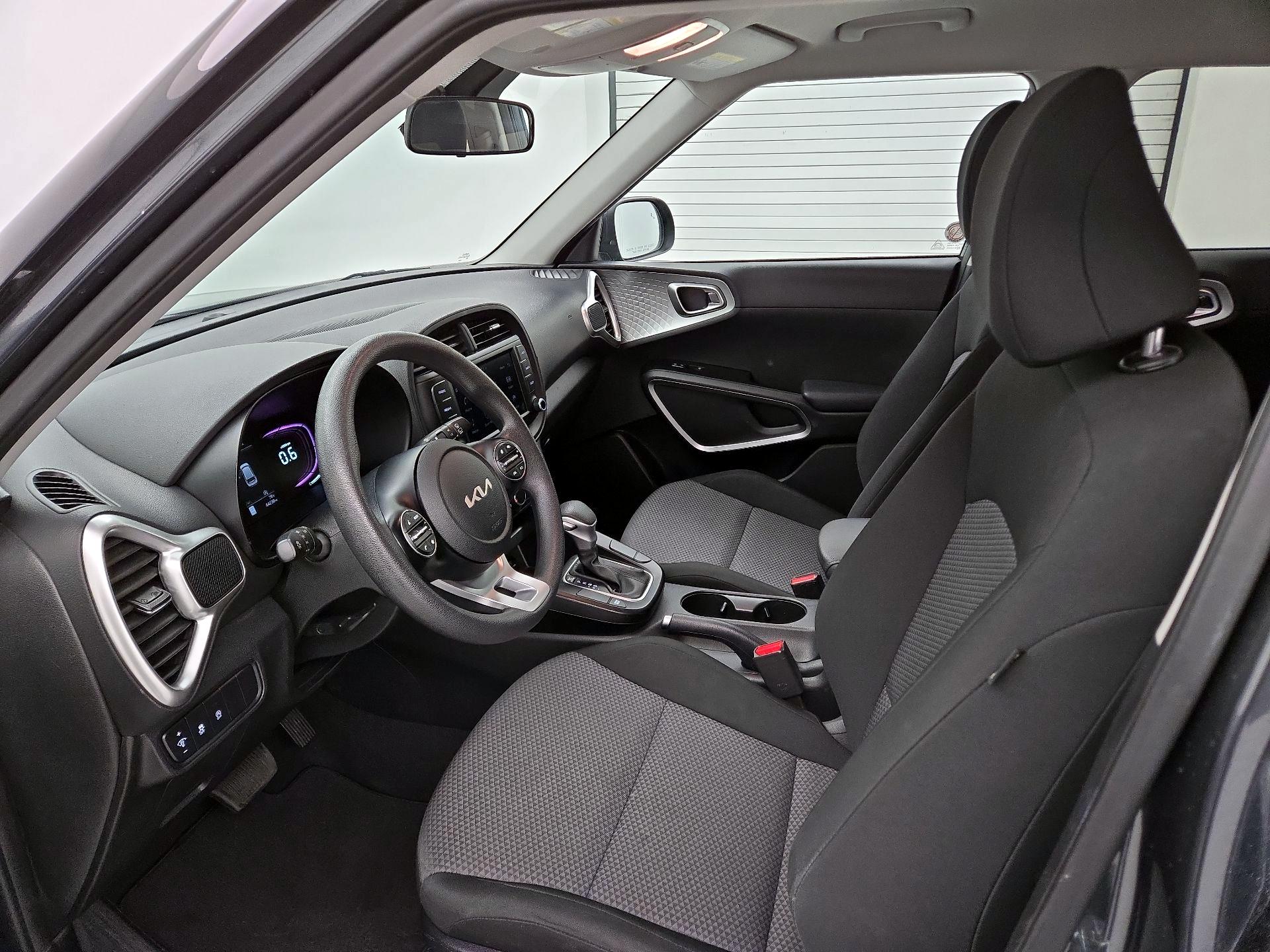 Thumbnail: 2023 Kia Soul - 11