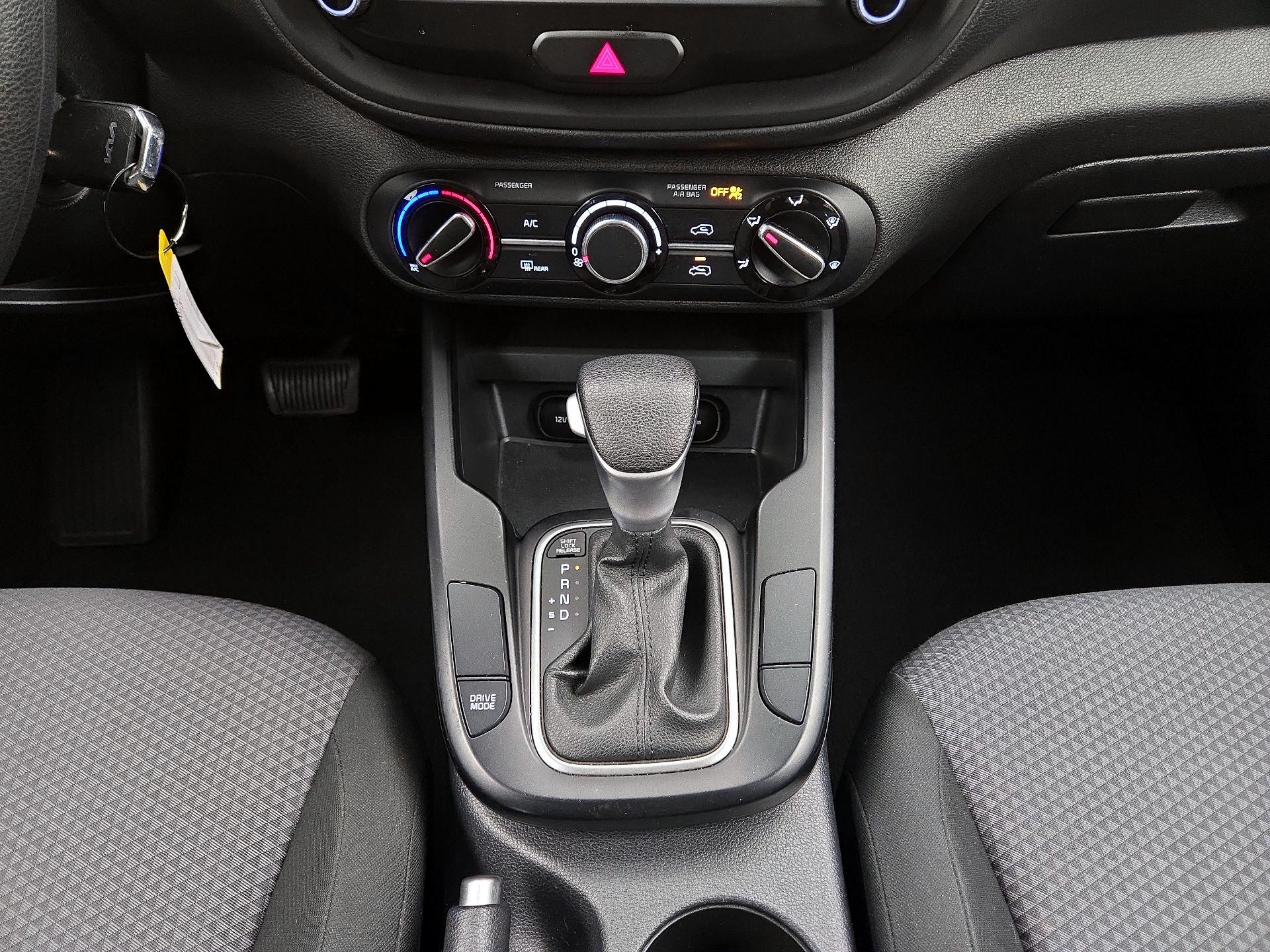 Thumbnail: 2023 Kia Soul - 17