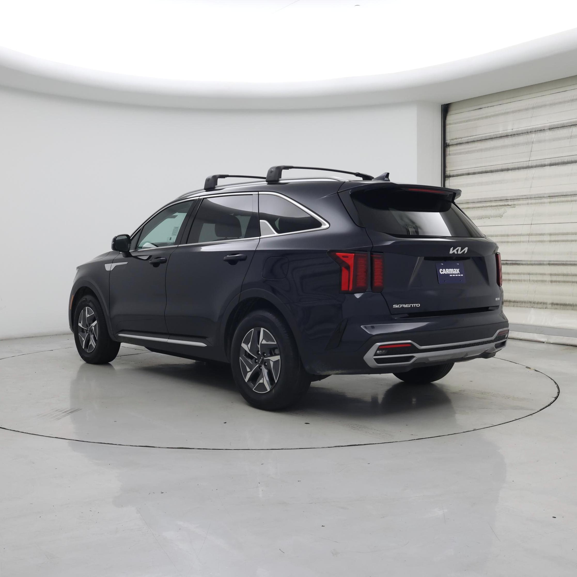 Thumbnail: 2023 Kia Sorento - 2