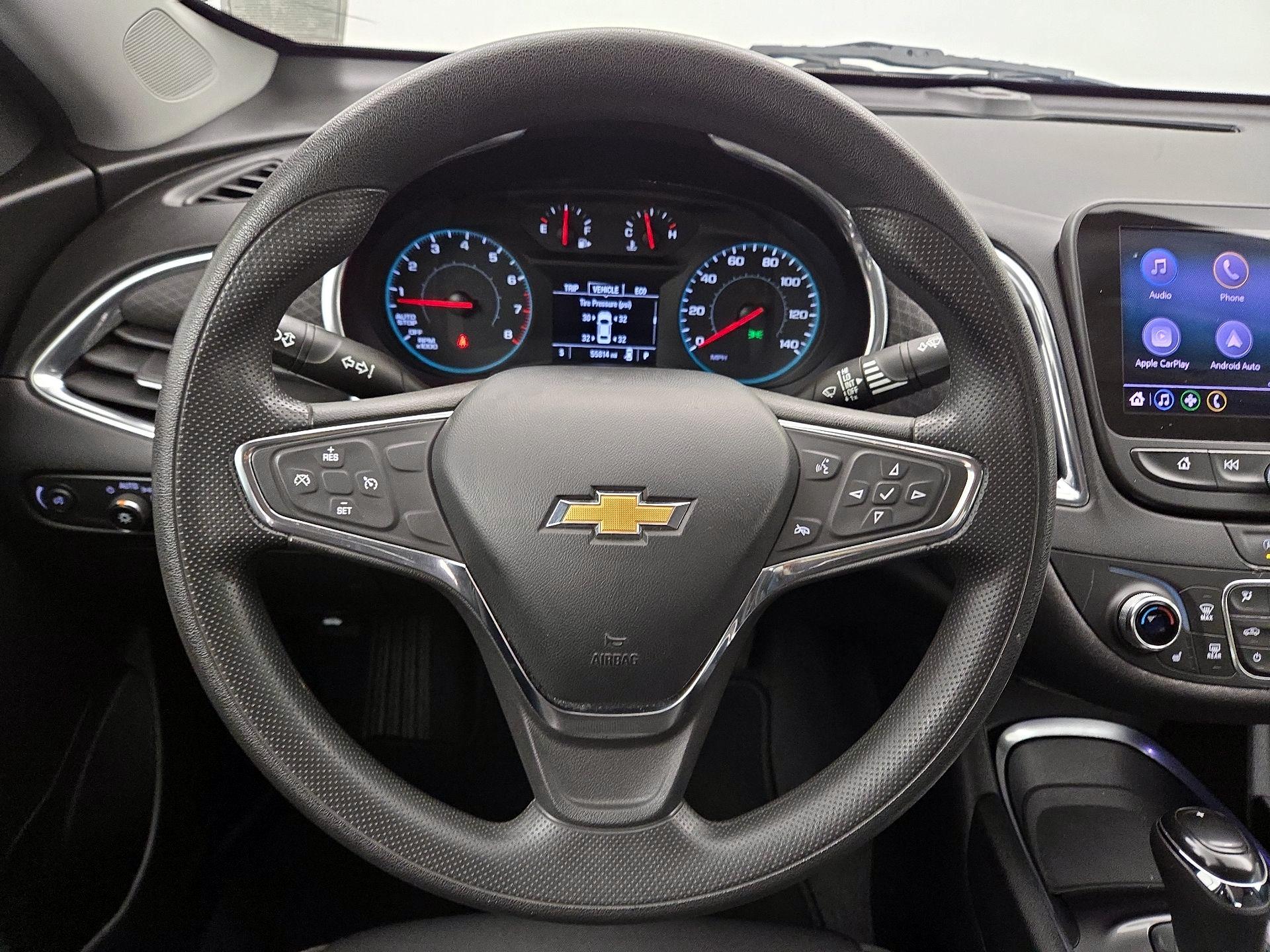 Thumbnail: 2020 Chevrolet Malibu - 10