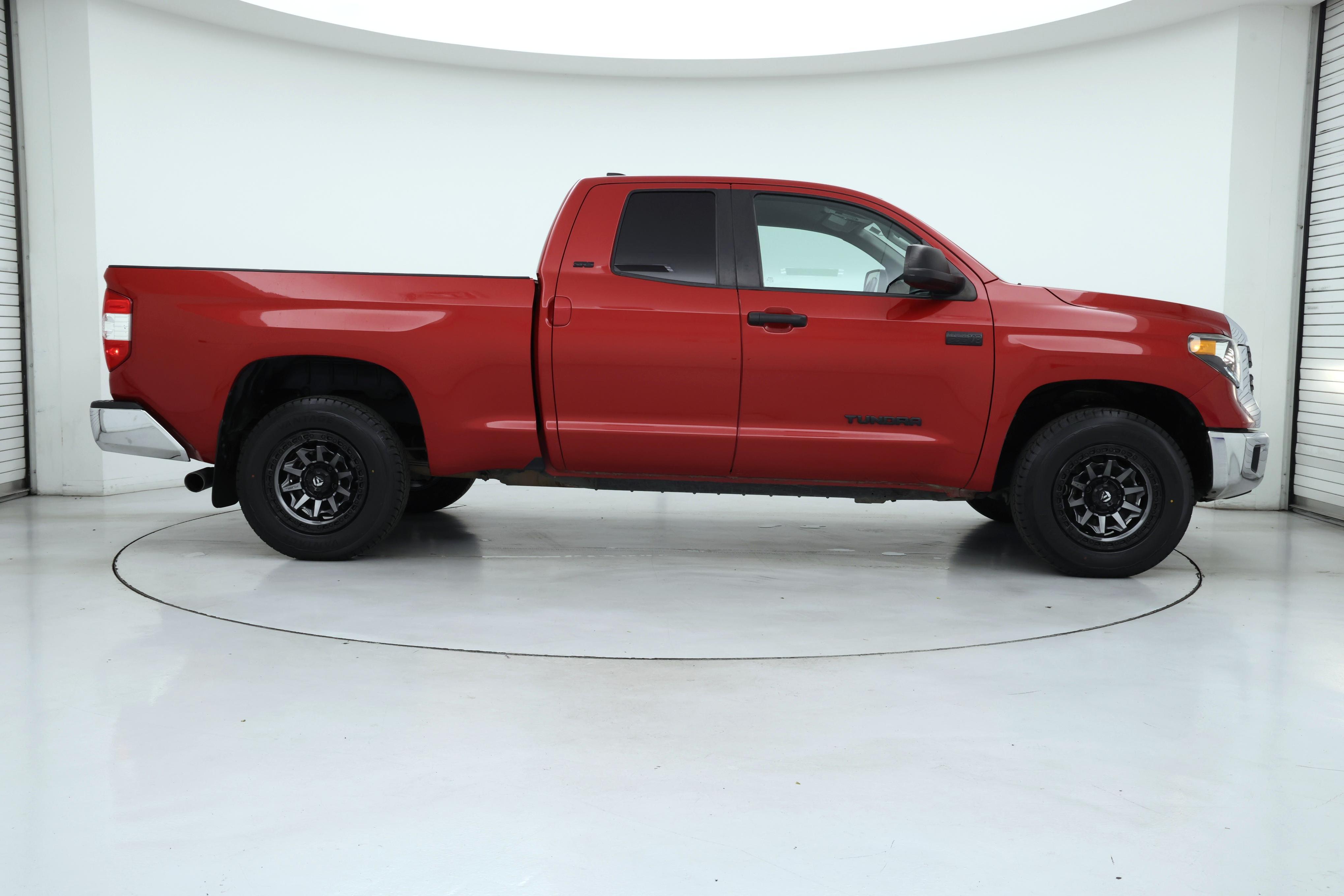 Thumbnail: 2021 Toyota Tundra - 7