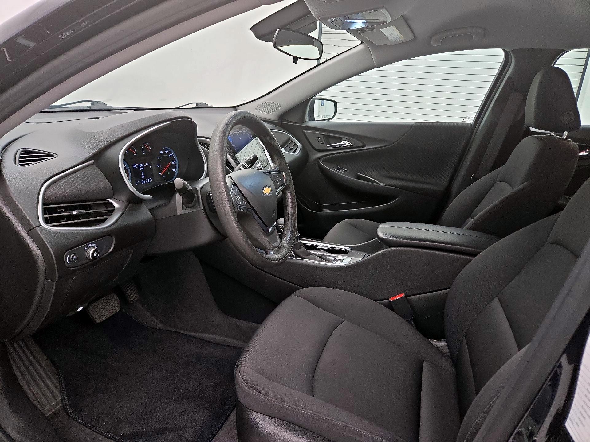 Thumbnail: 2023 Chevrolet Malibu - 11