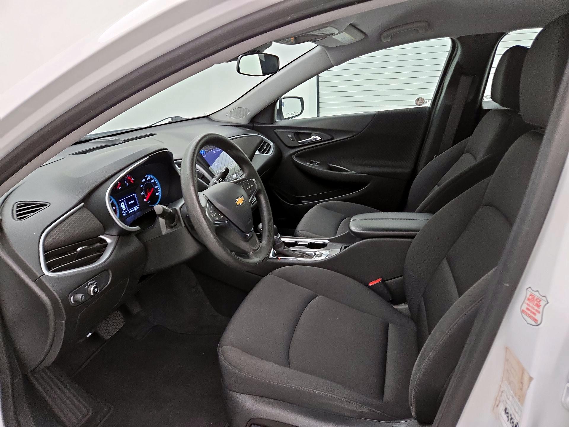Thumbnail: 2023 Chevrolet Malibu - 11