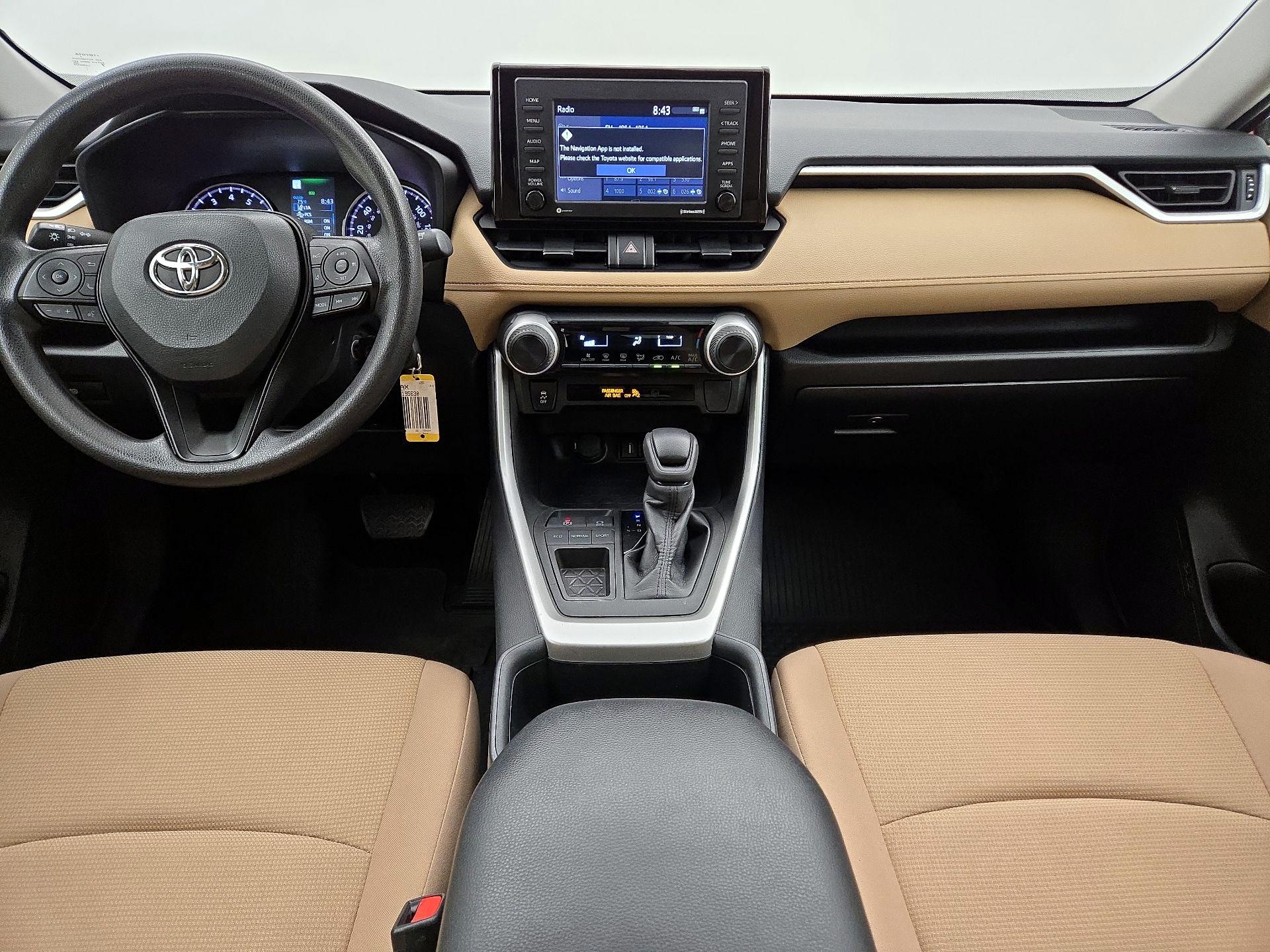 Thumbnail: 2022 Toyota RAV4 - 9
