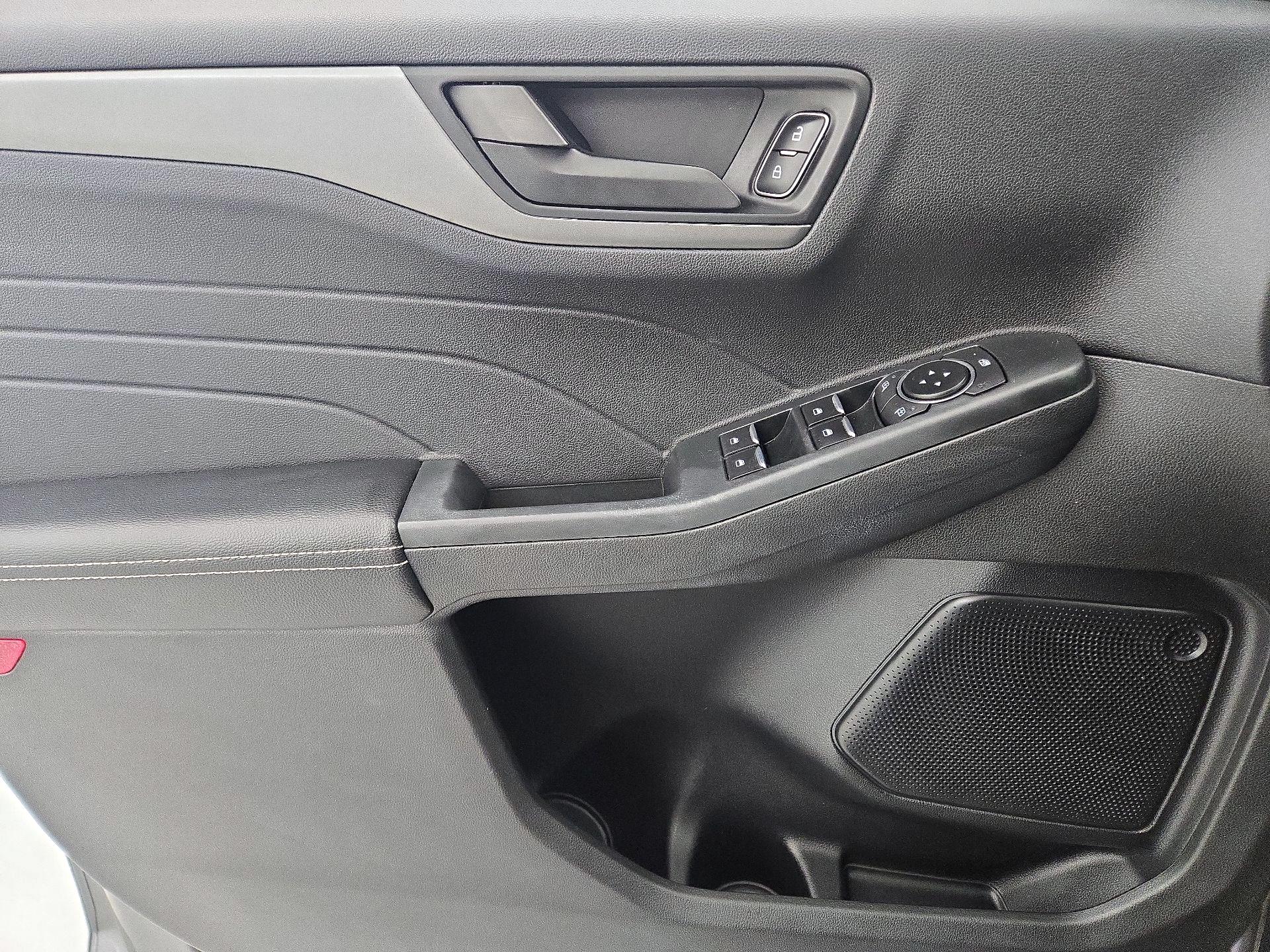 Thumbnail: 2023 Ford Escape - 12