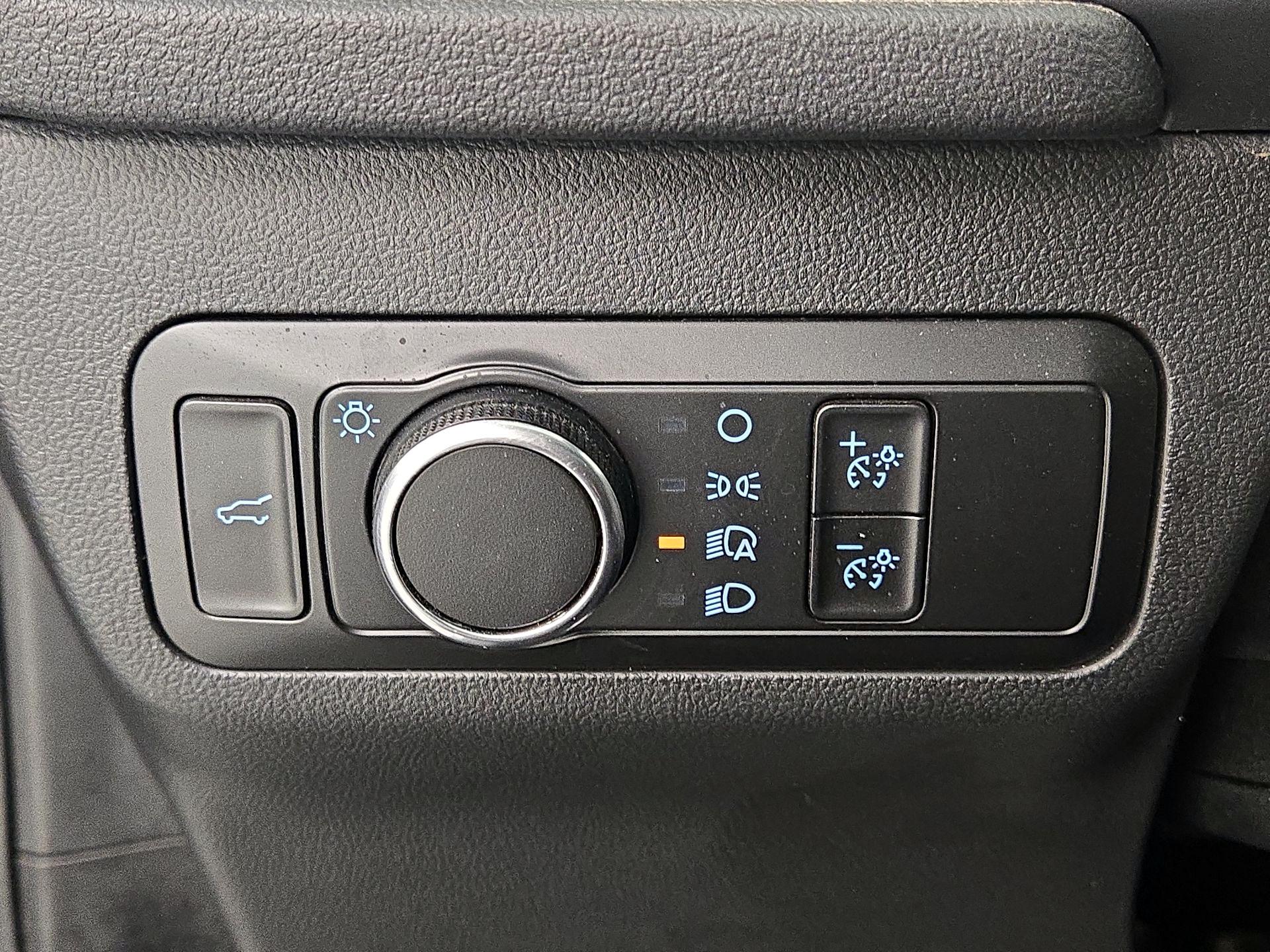 Thumbnail: 2023 Ford Escape - 13