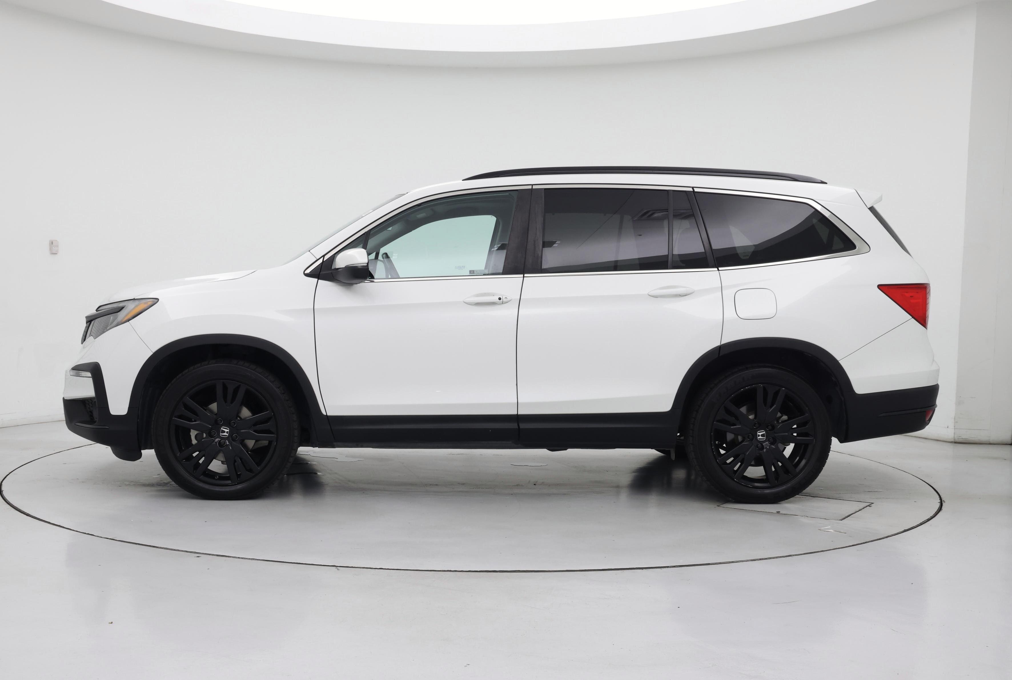 Thumbnail: 2021 Honda Pilot - 3