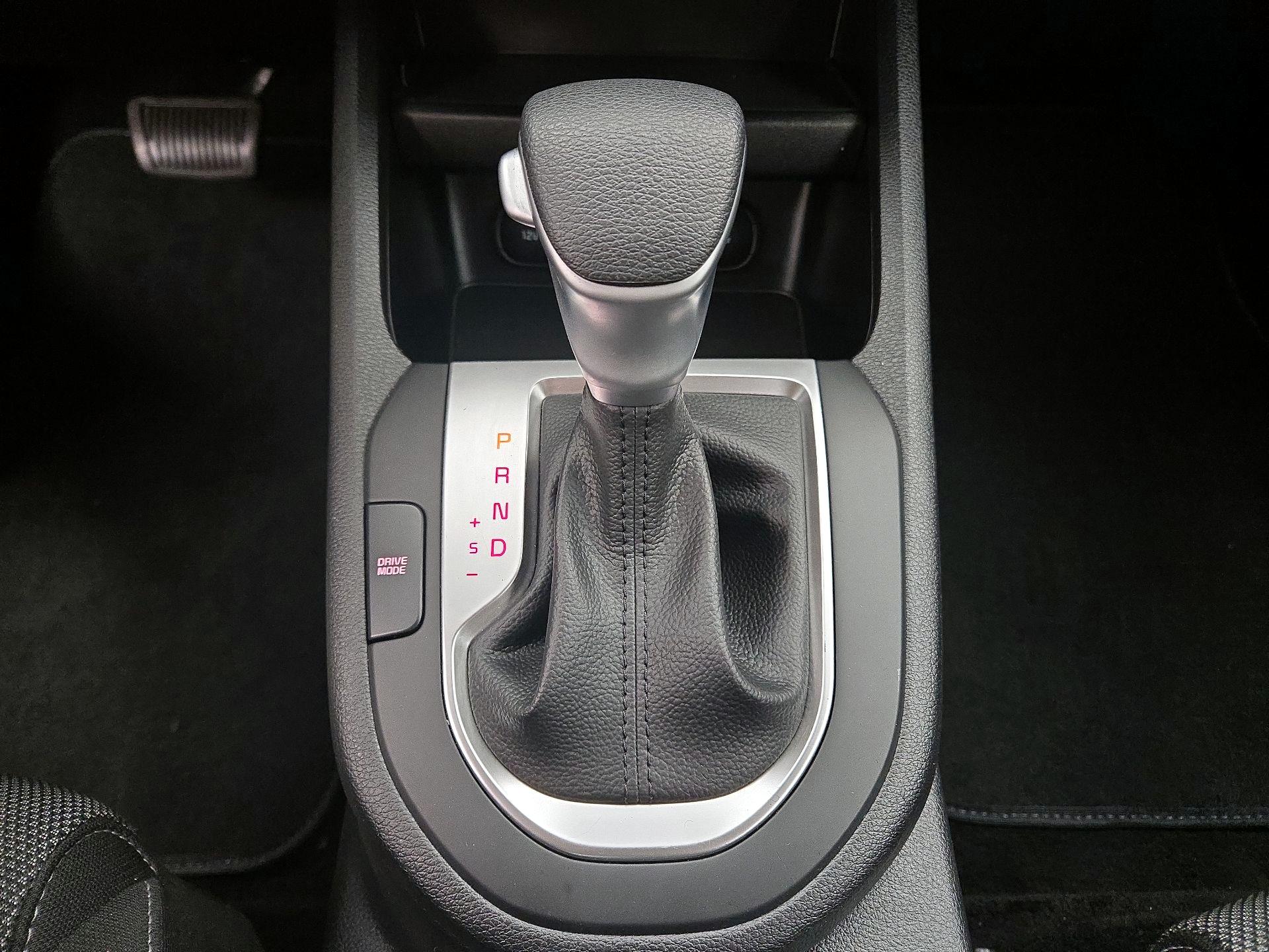 Thumbnail: 2022 Kia Forte - 17