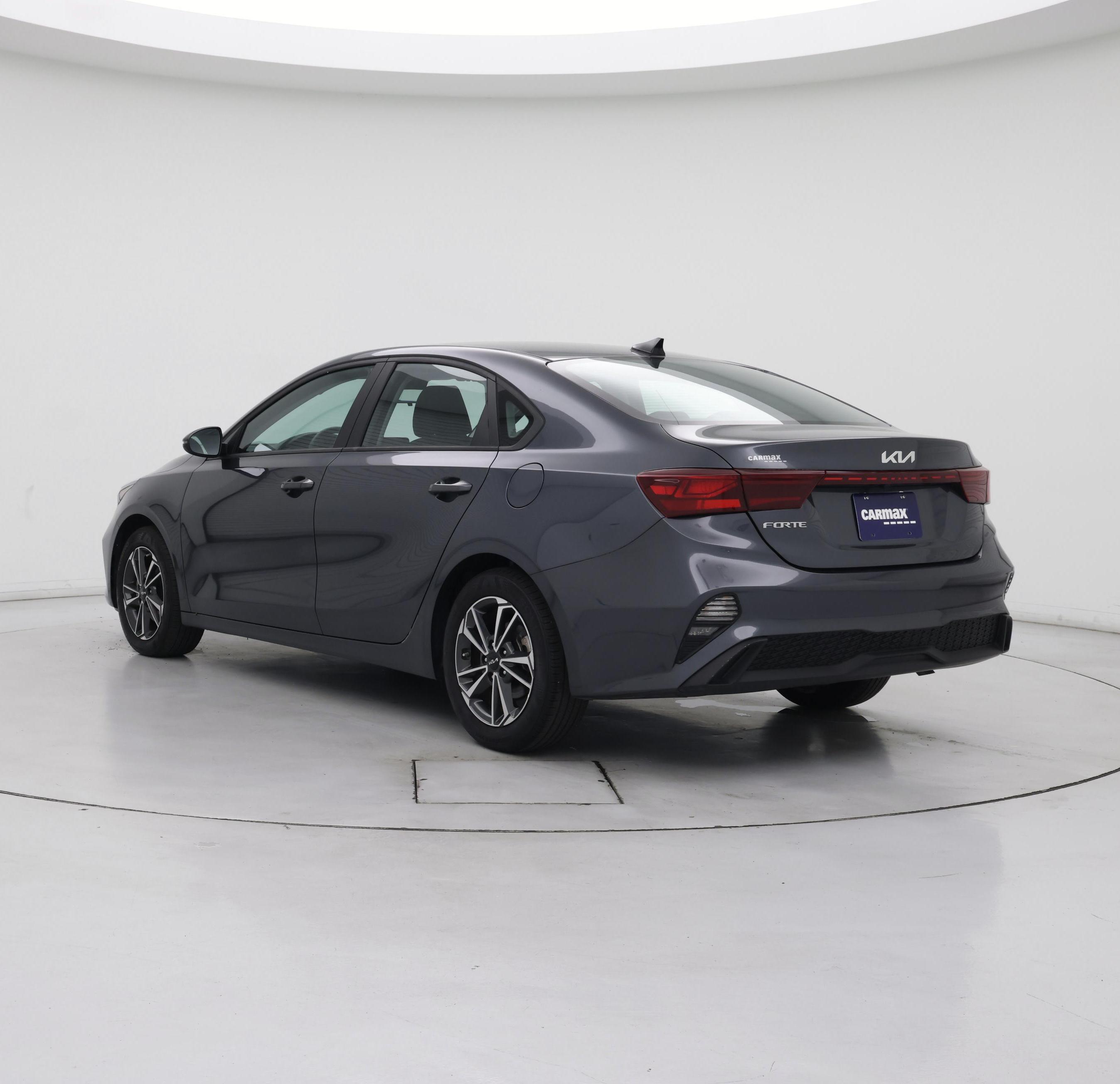 Thumbnail: 2022 Kia Forte - 2
