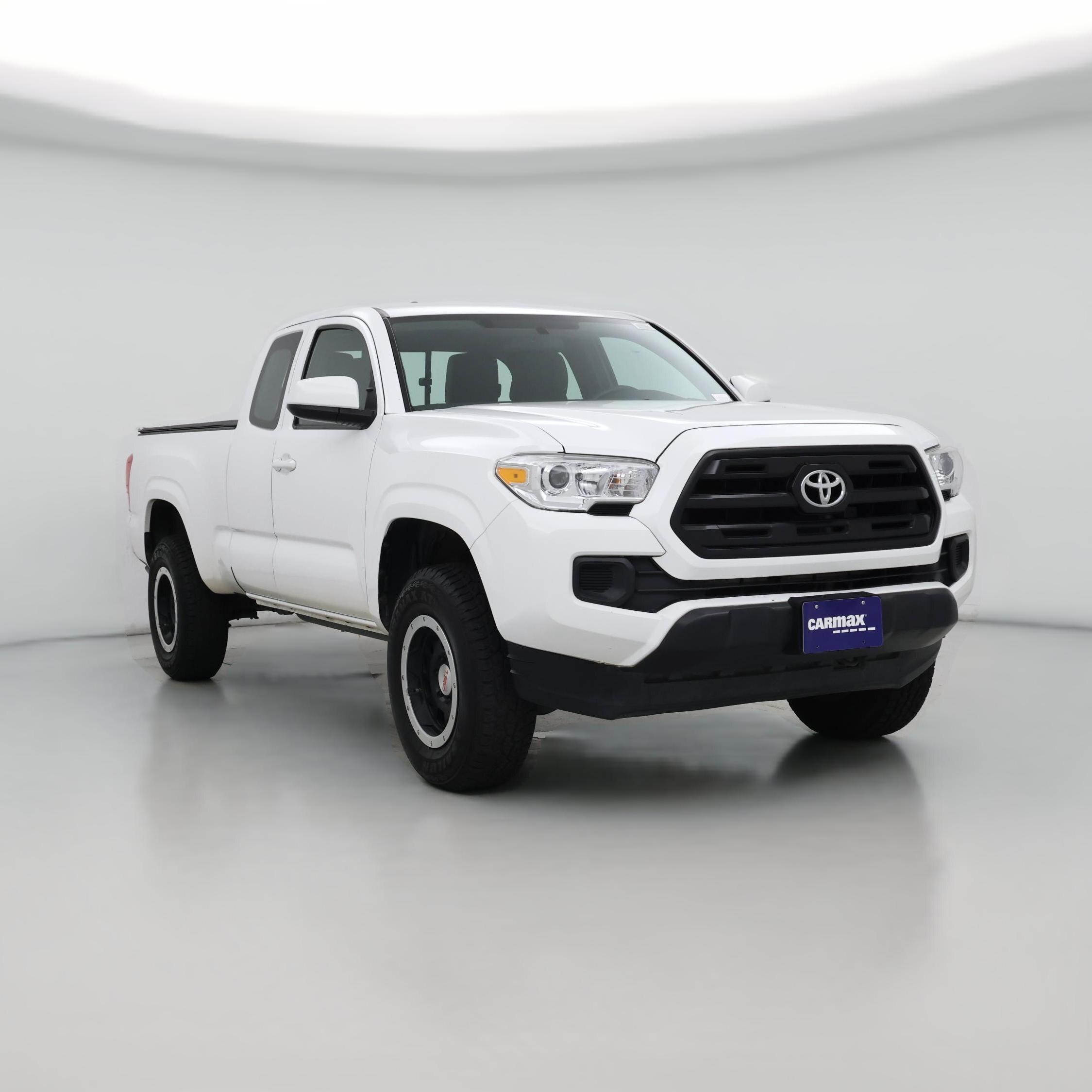 Thumbnail: 2017 Toyota Tacoma - 1
