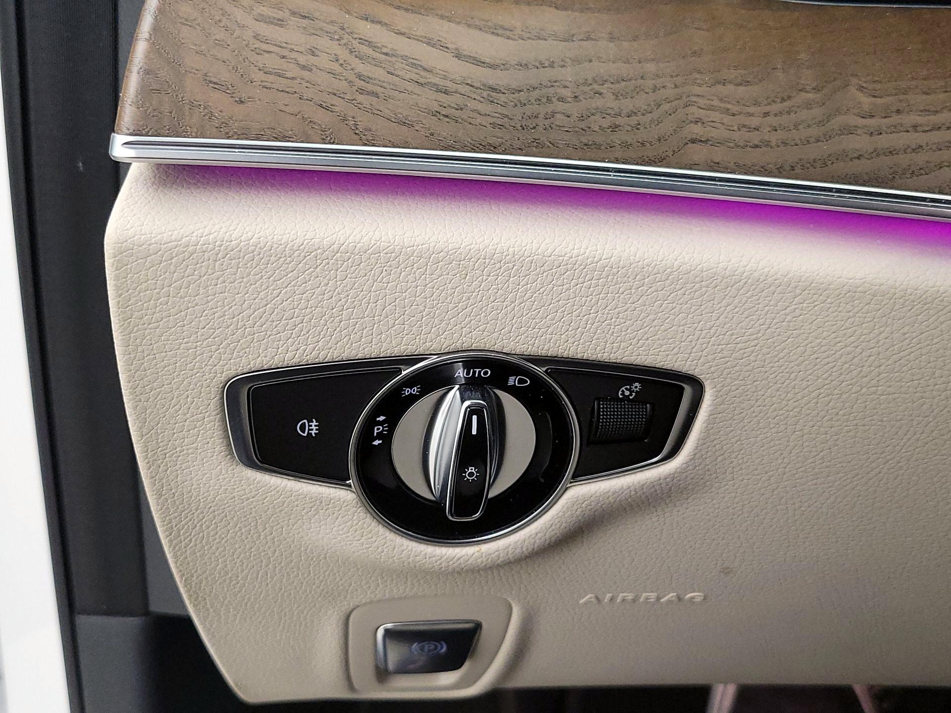 Thumbnail: 2018 Mercedes-Benz E-Class - 13