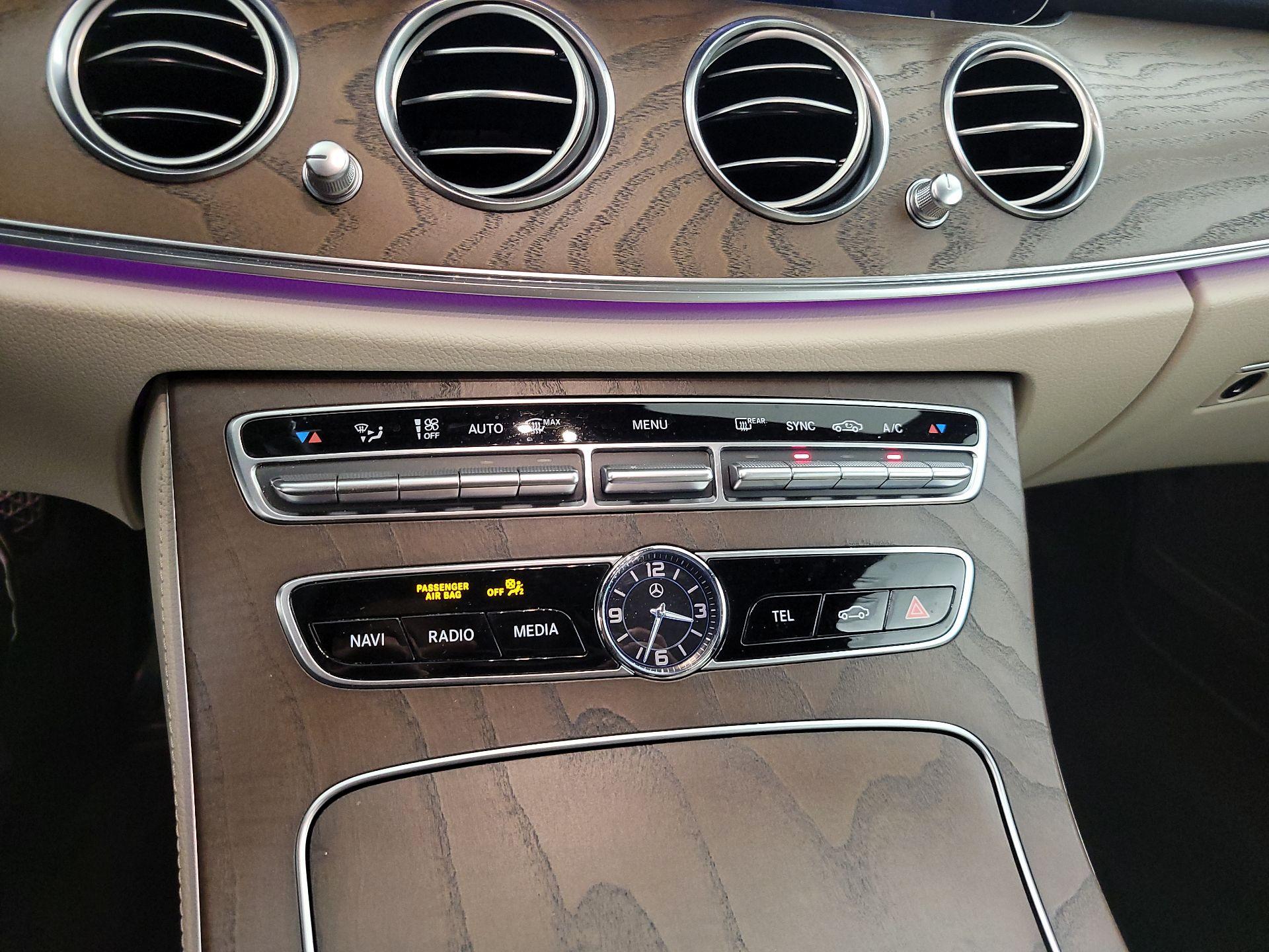 Thumbnail: 2018 Mercedes-Benz E-Class - 16