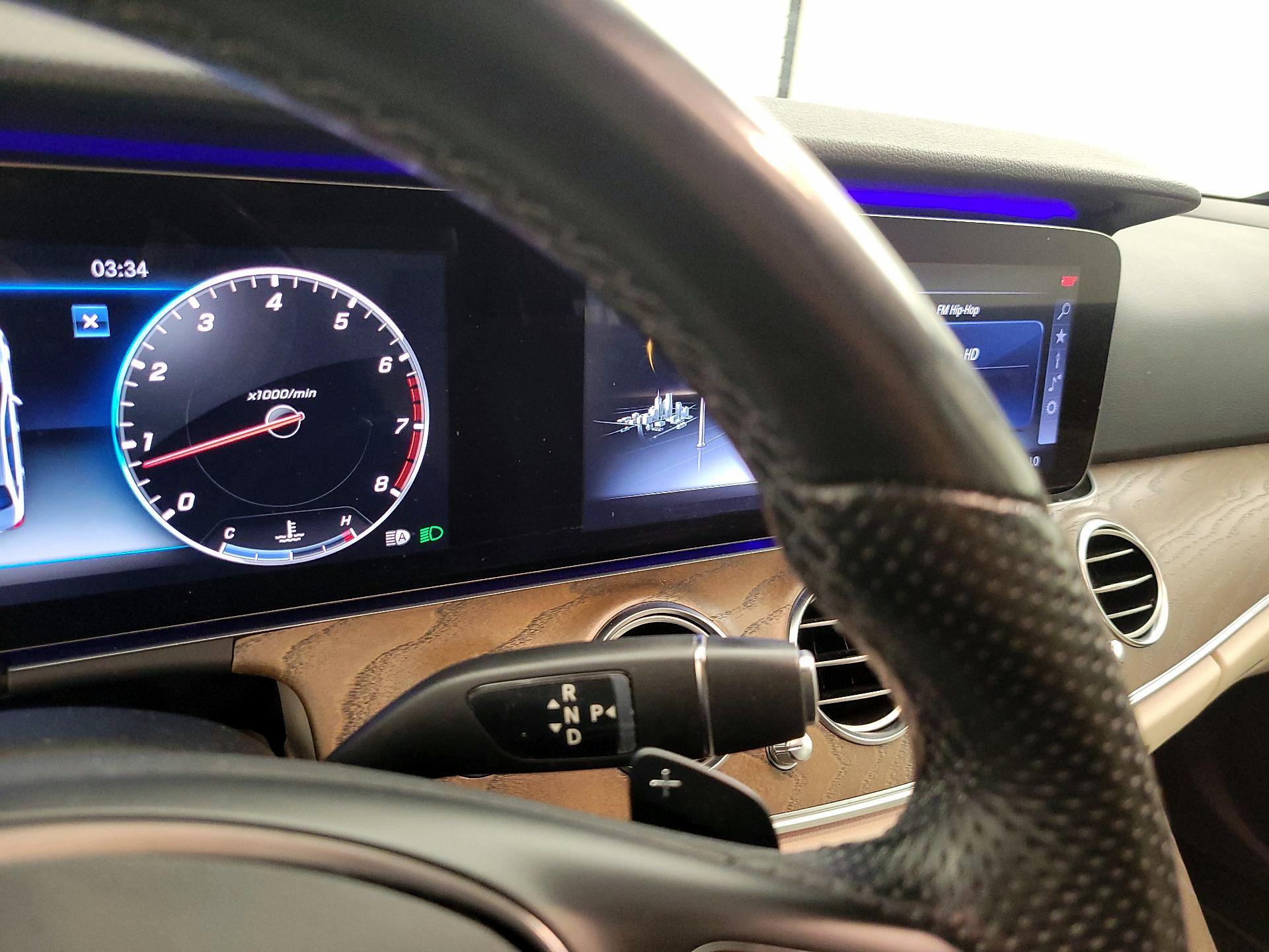 Thumbnail: 2018 Mercedes-Benz E-Class - 17