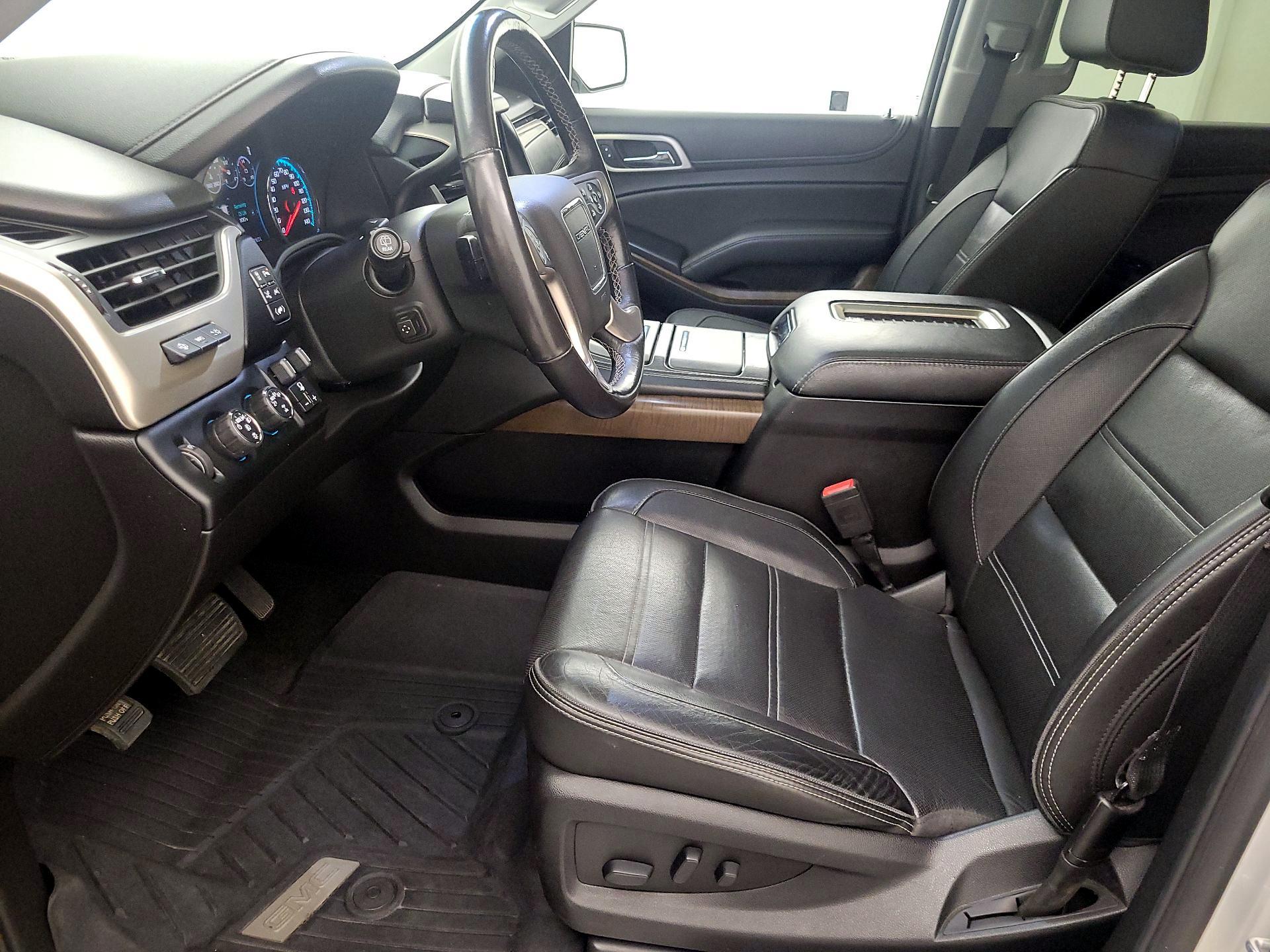 Thumbnail: 2018 GMC Yukon XL - 11